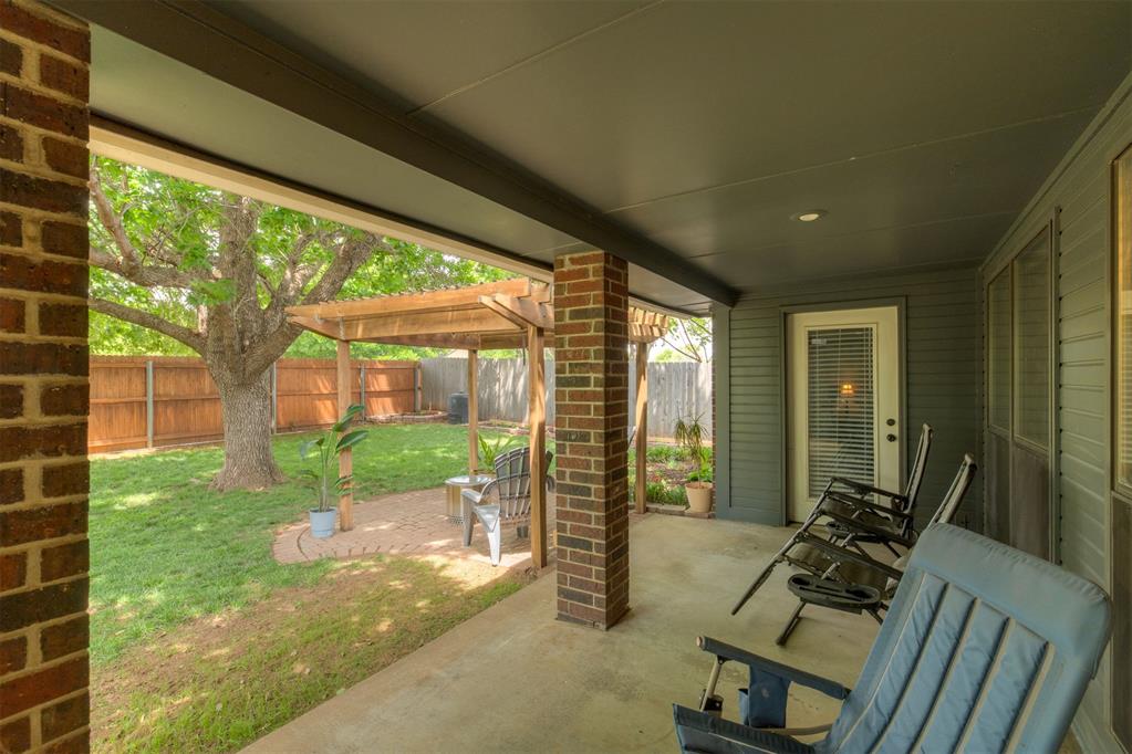 19 N Rockypoint Drive