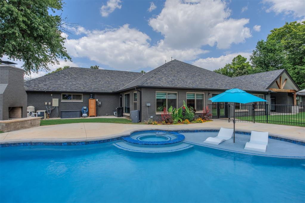 2503 Walnut Road