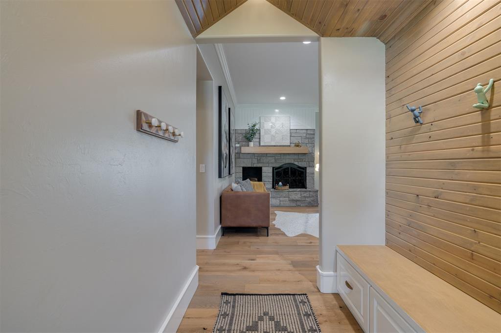 2503 Walnut Road