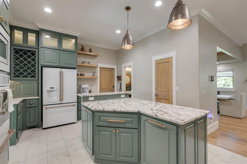 2503 Walnut Road