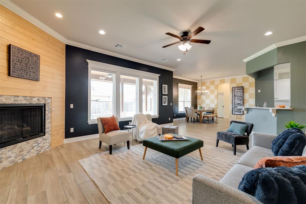 3904 Wedgewood Creek Drive