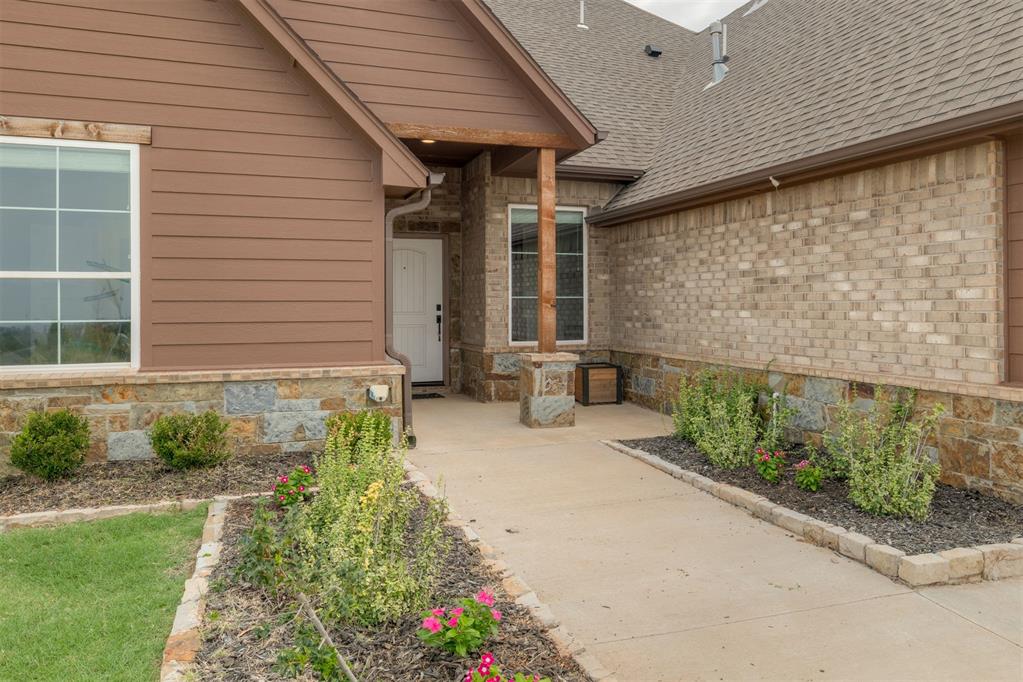 3904 Wedgewood Creek Drive