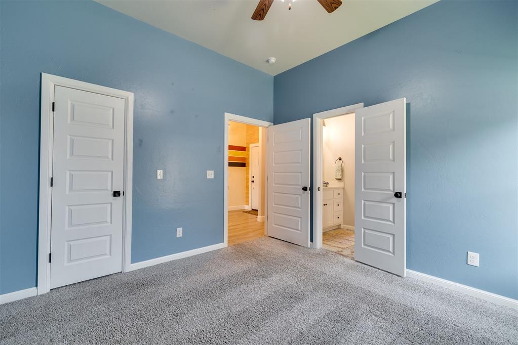 3904 Wedgewood Creek Drive