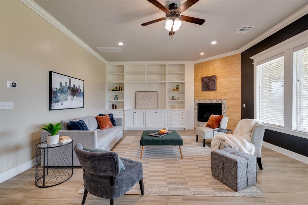 3904 Wedgewood Creek Drive