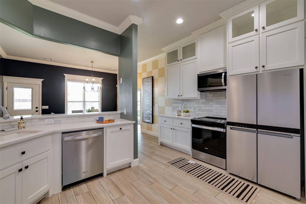 3904 Wedgewood Creek Drive
