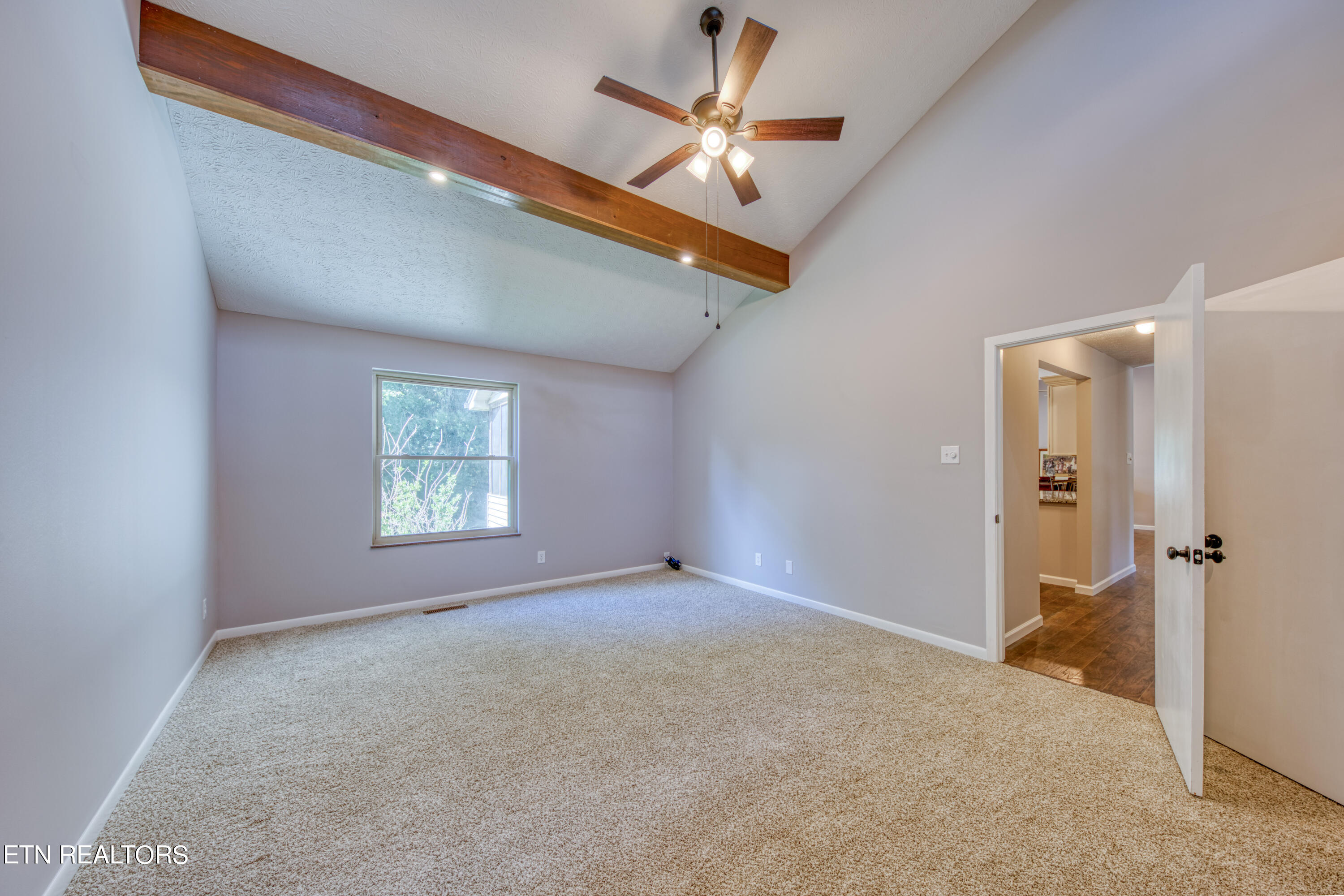 737 Plainfield Rd