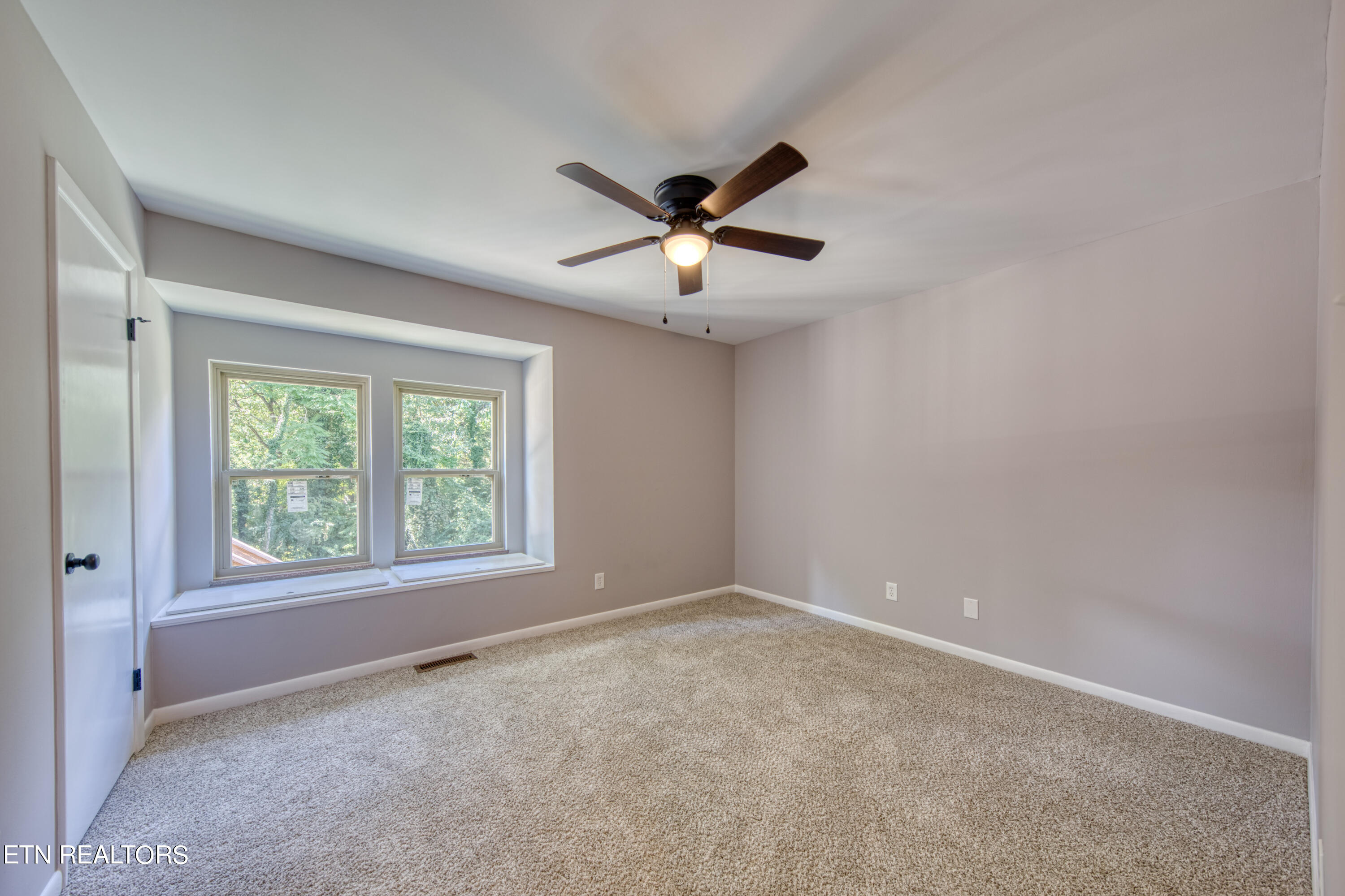 737 Plainfield Rd