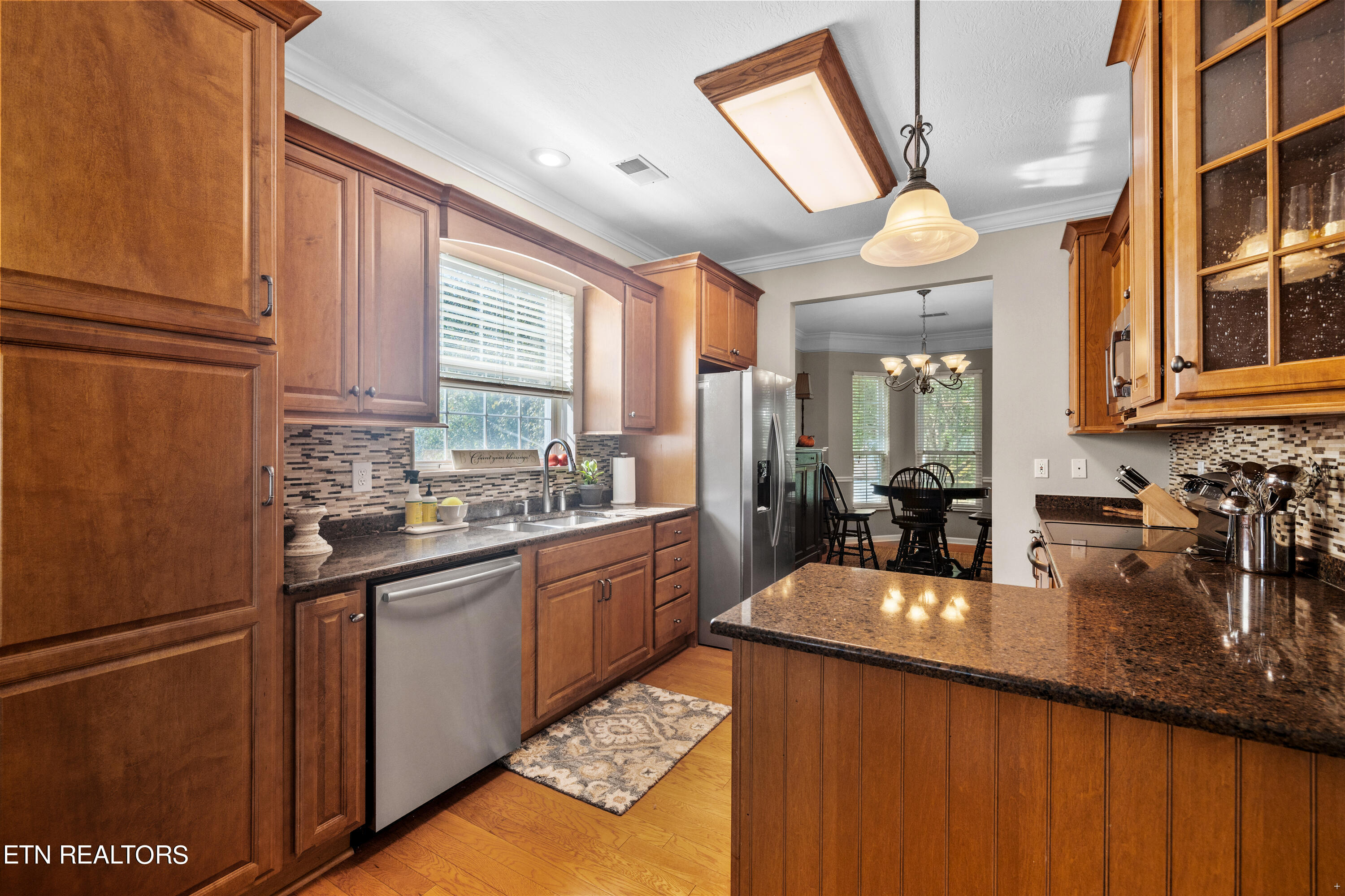 1304 Willowood Rd