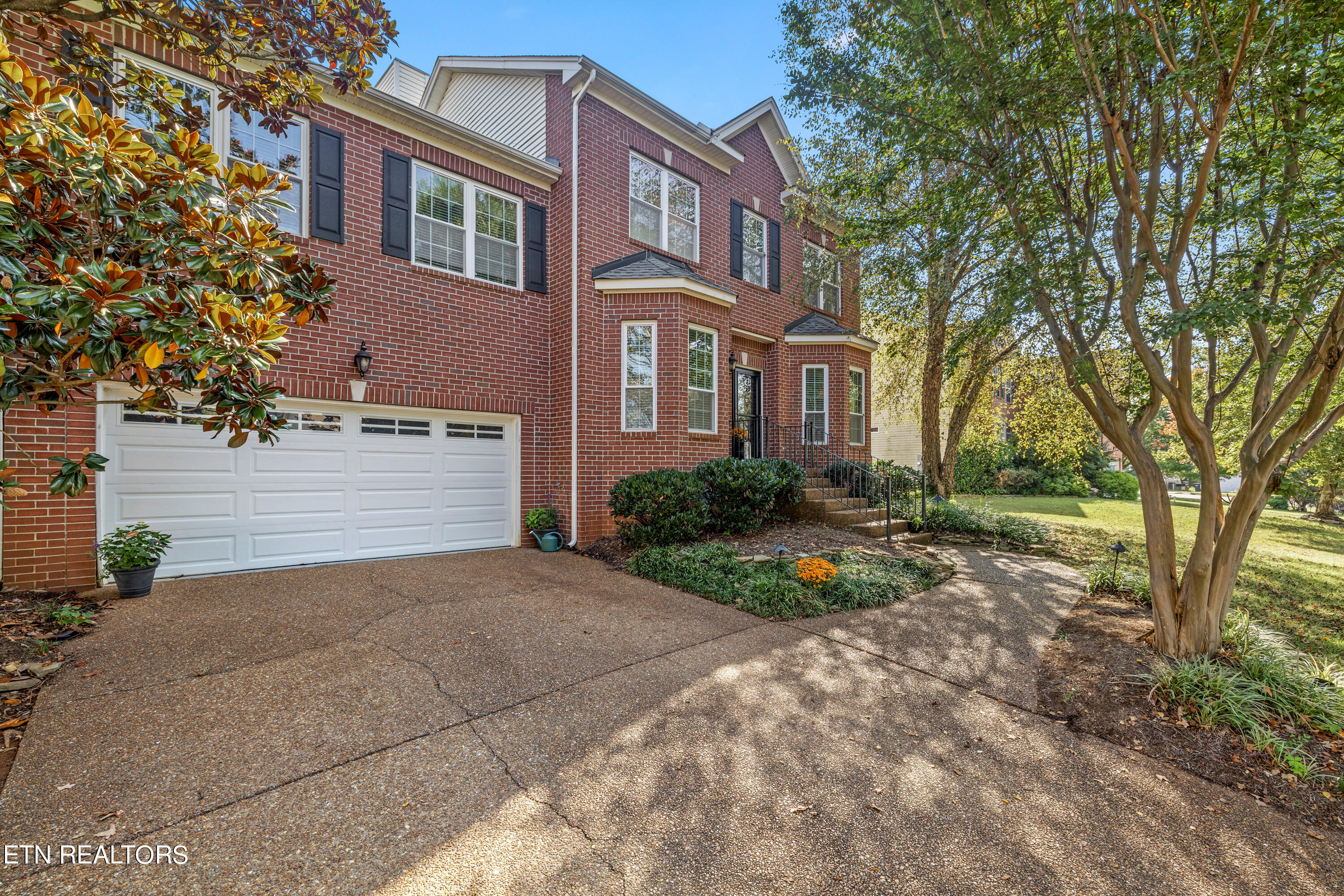 1304 Willowood Rd