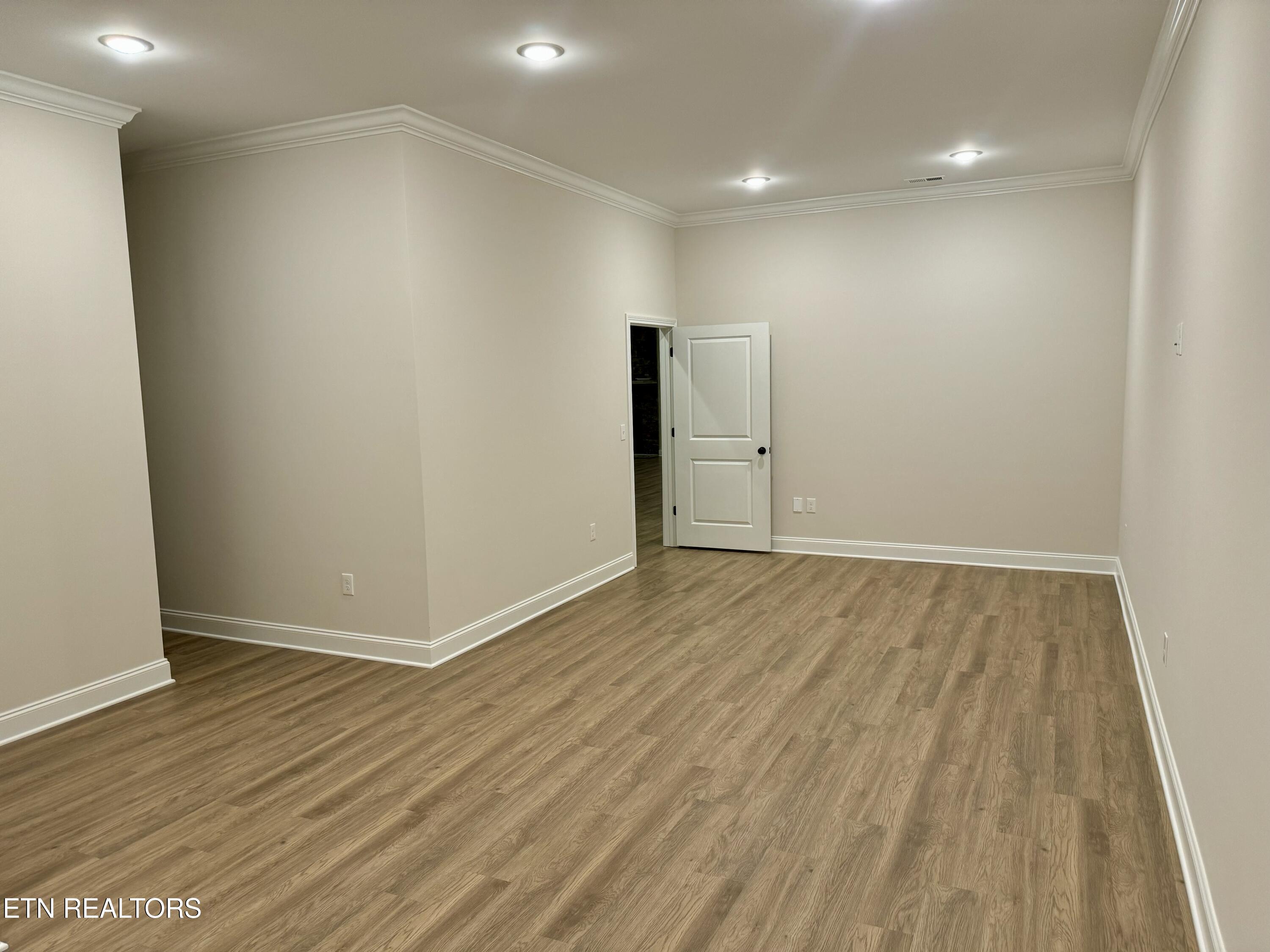 1029 Westland Creek Blvd