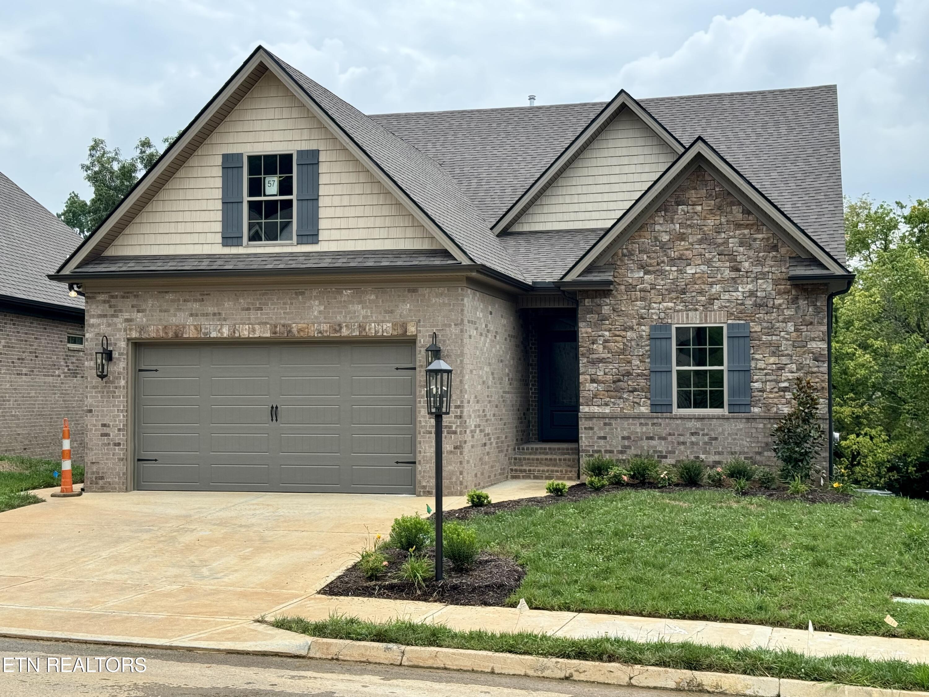 1029 Westland Creek Blvd