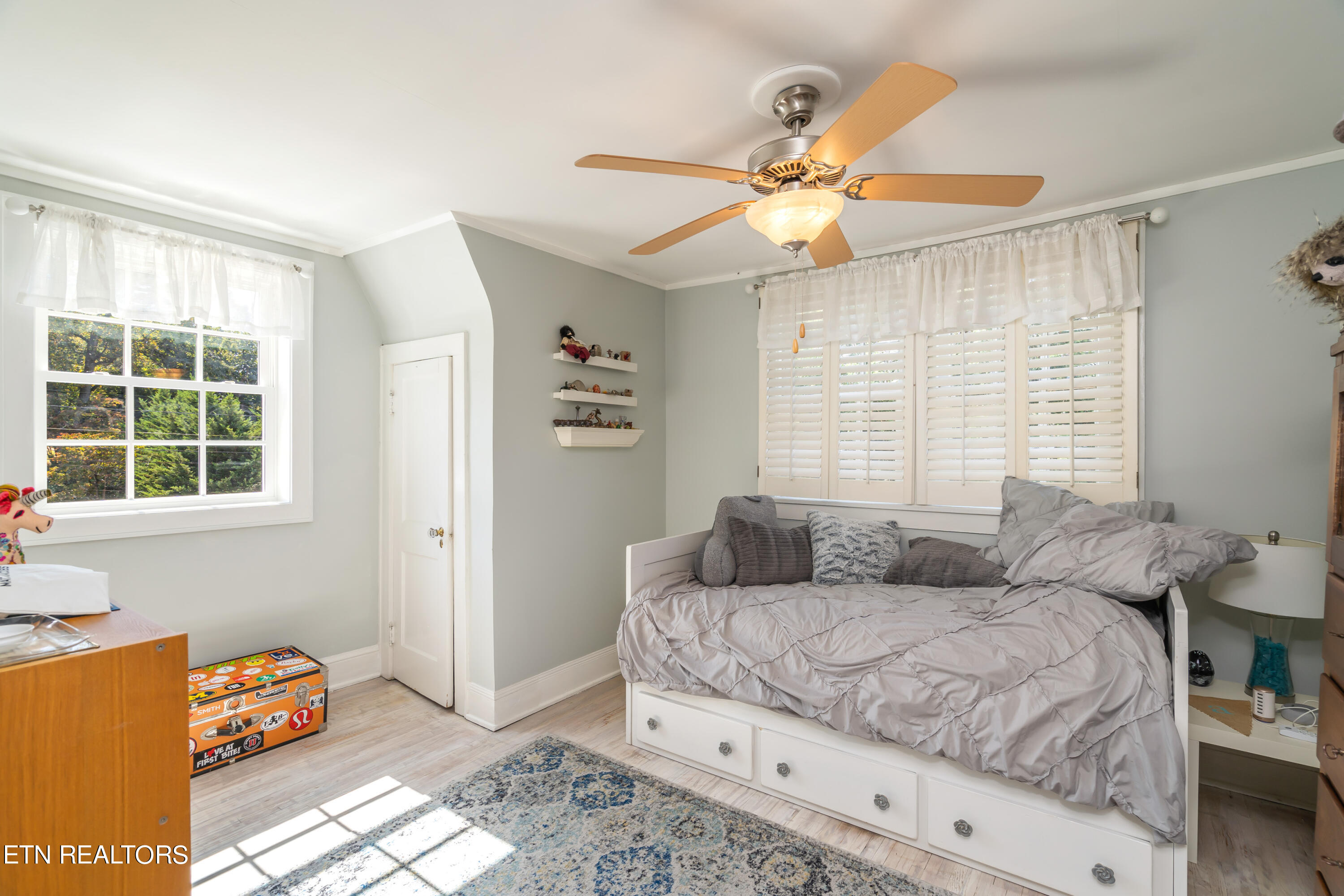 2120 Island Home Blvd