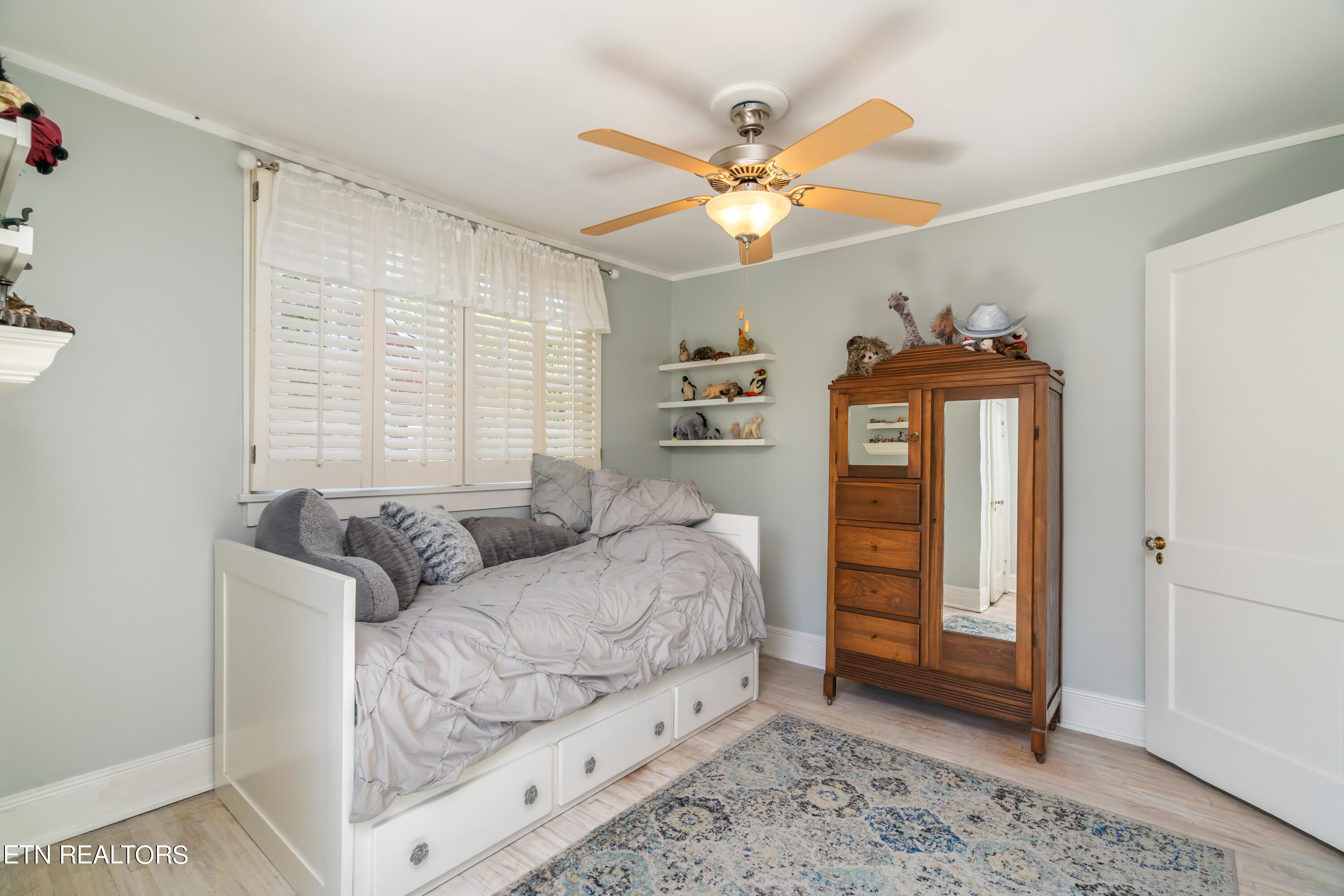 2120 Island Home Blvd