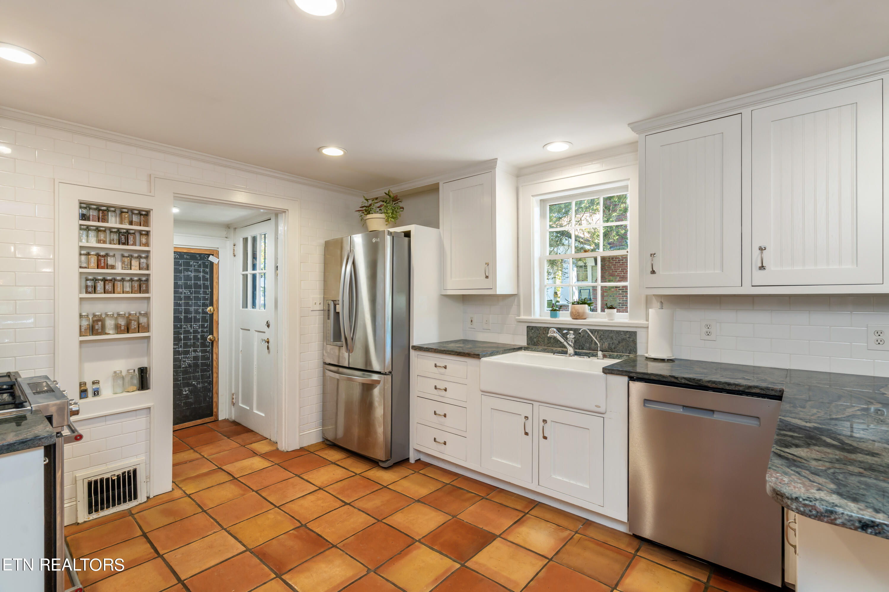 2120 Island Home Blvd