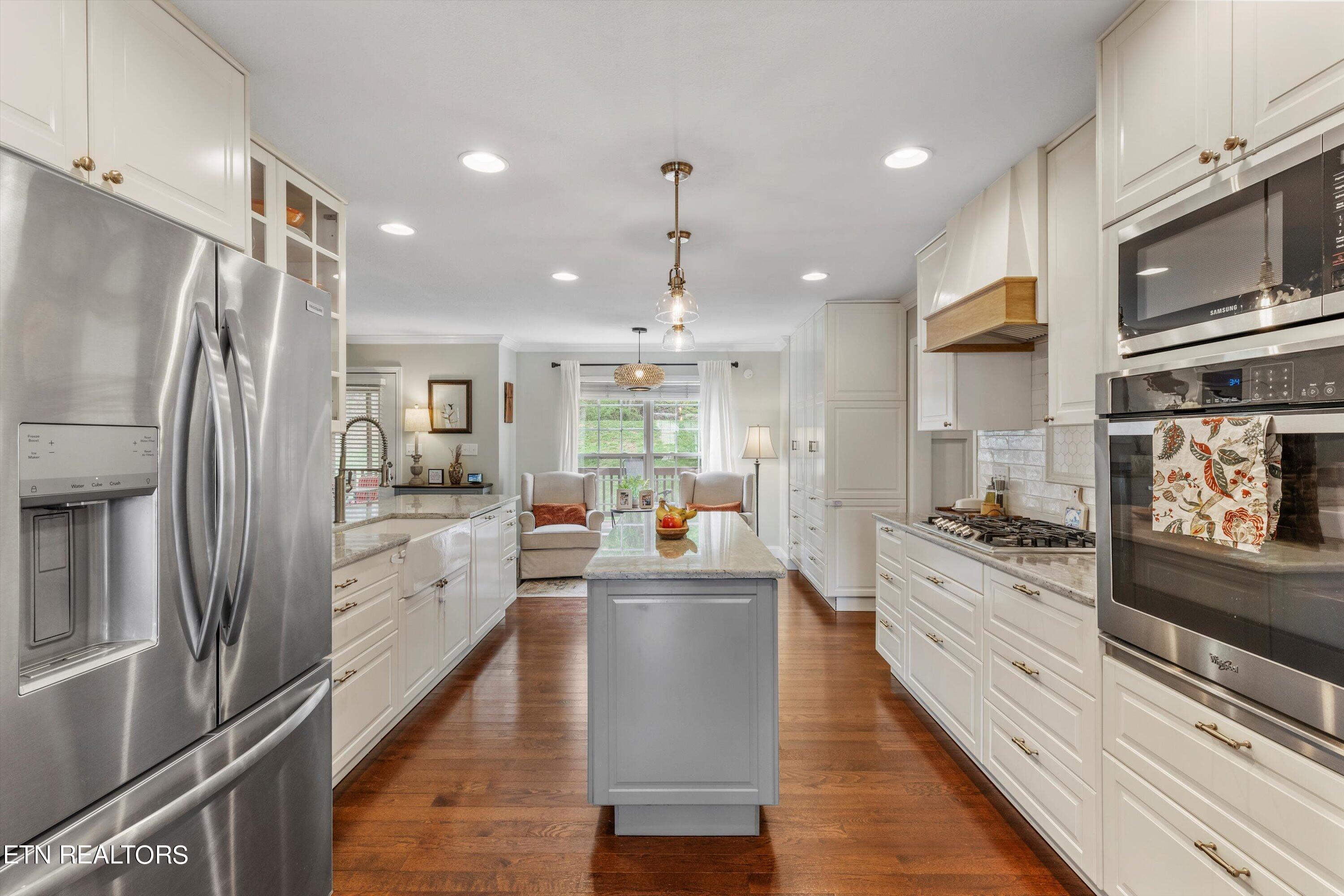 1313 Montford Lane