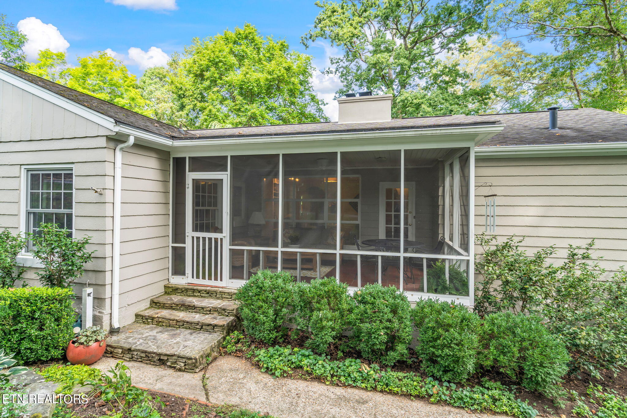 700 Hemlock Rd