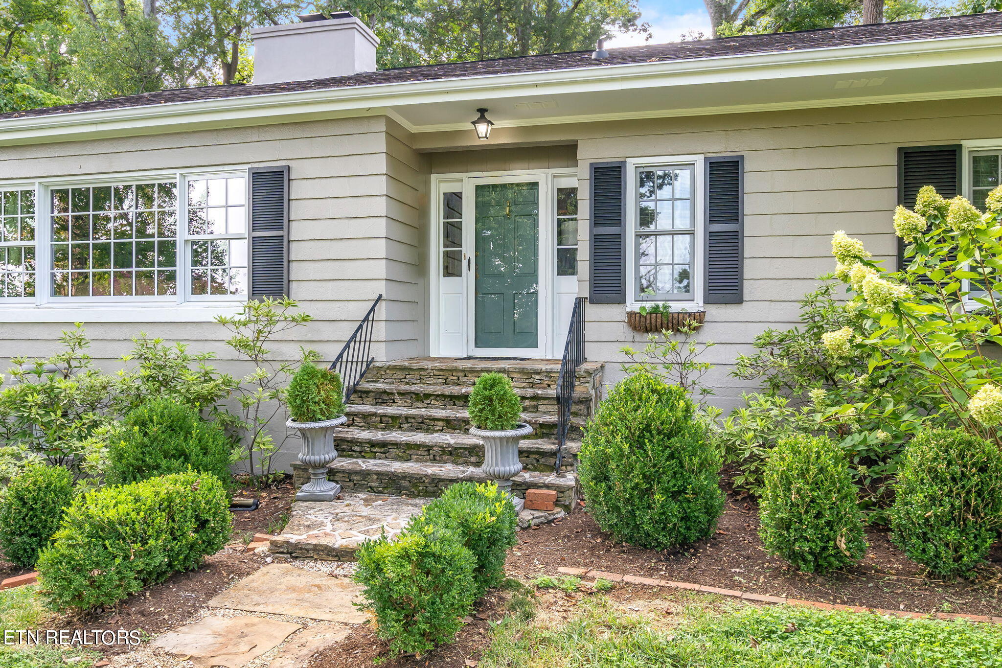 700 Hemlock Rd
