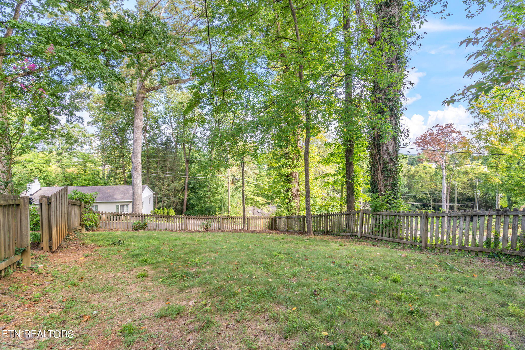 700 Hemlock Rd