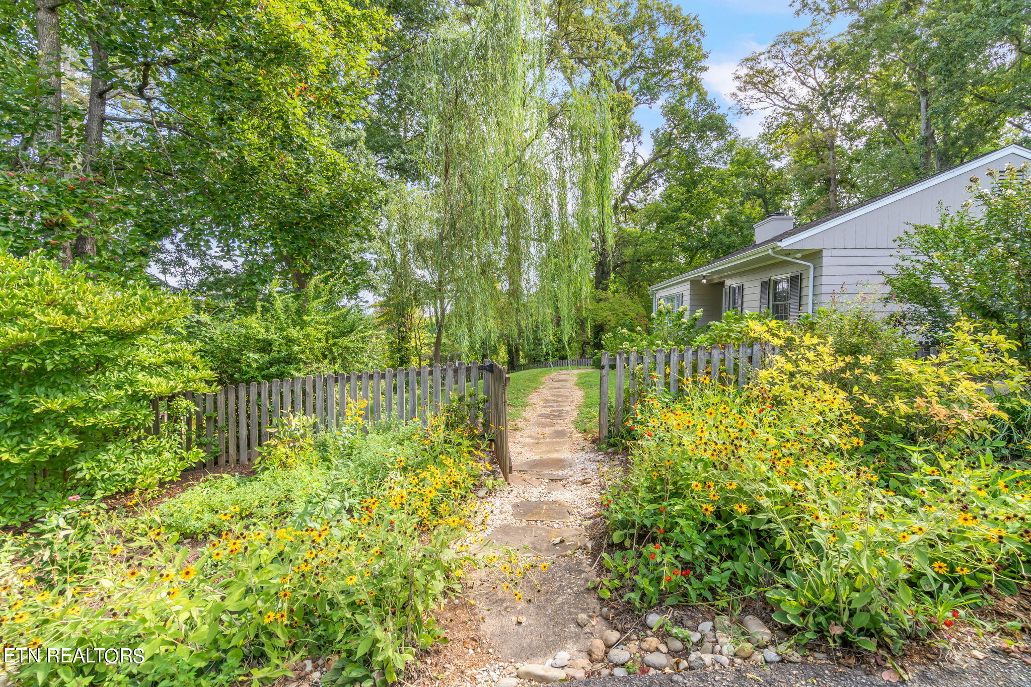 700 Hemlock Rd