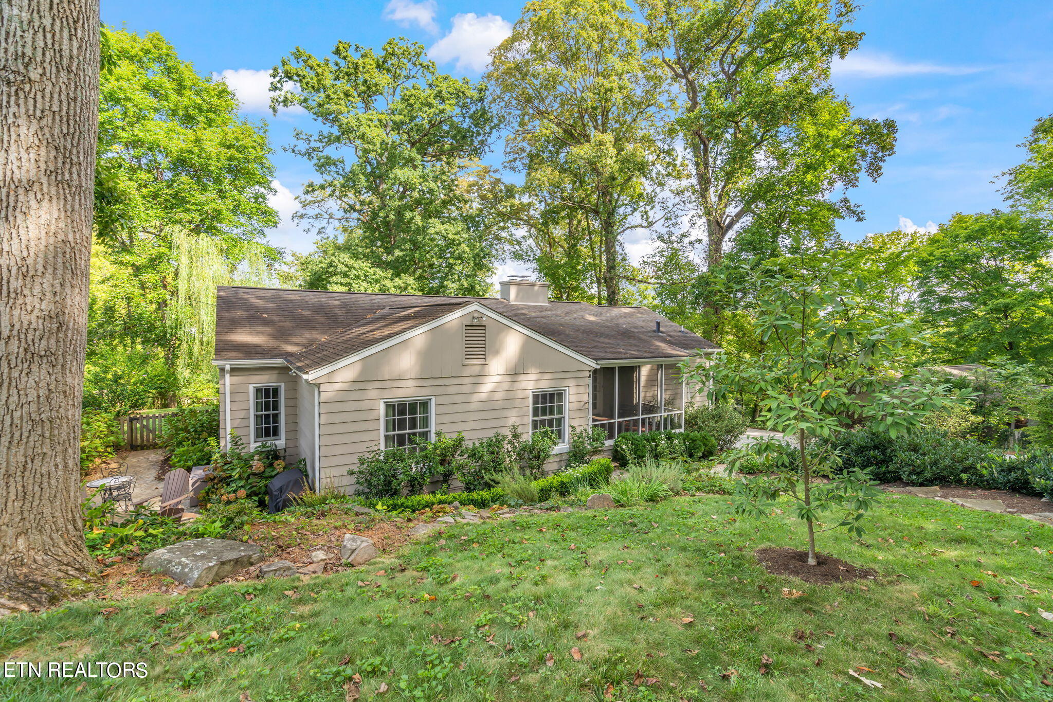 700 Hemlock Rd