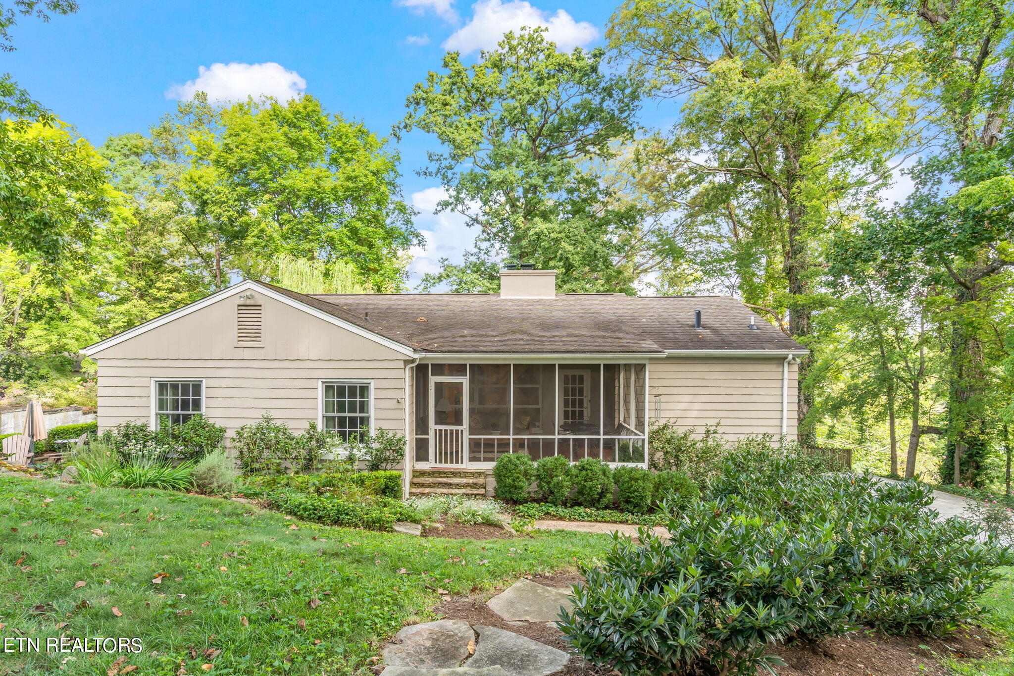 700 Hemlock Rd