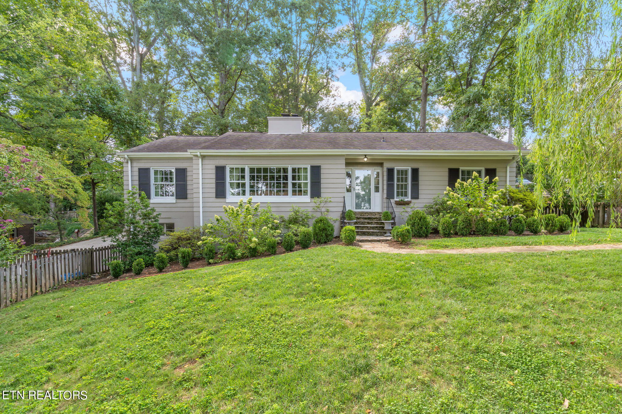700 Hemlock Rd