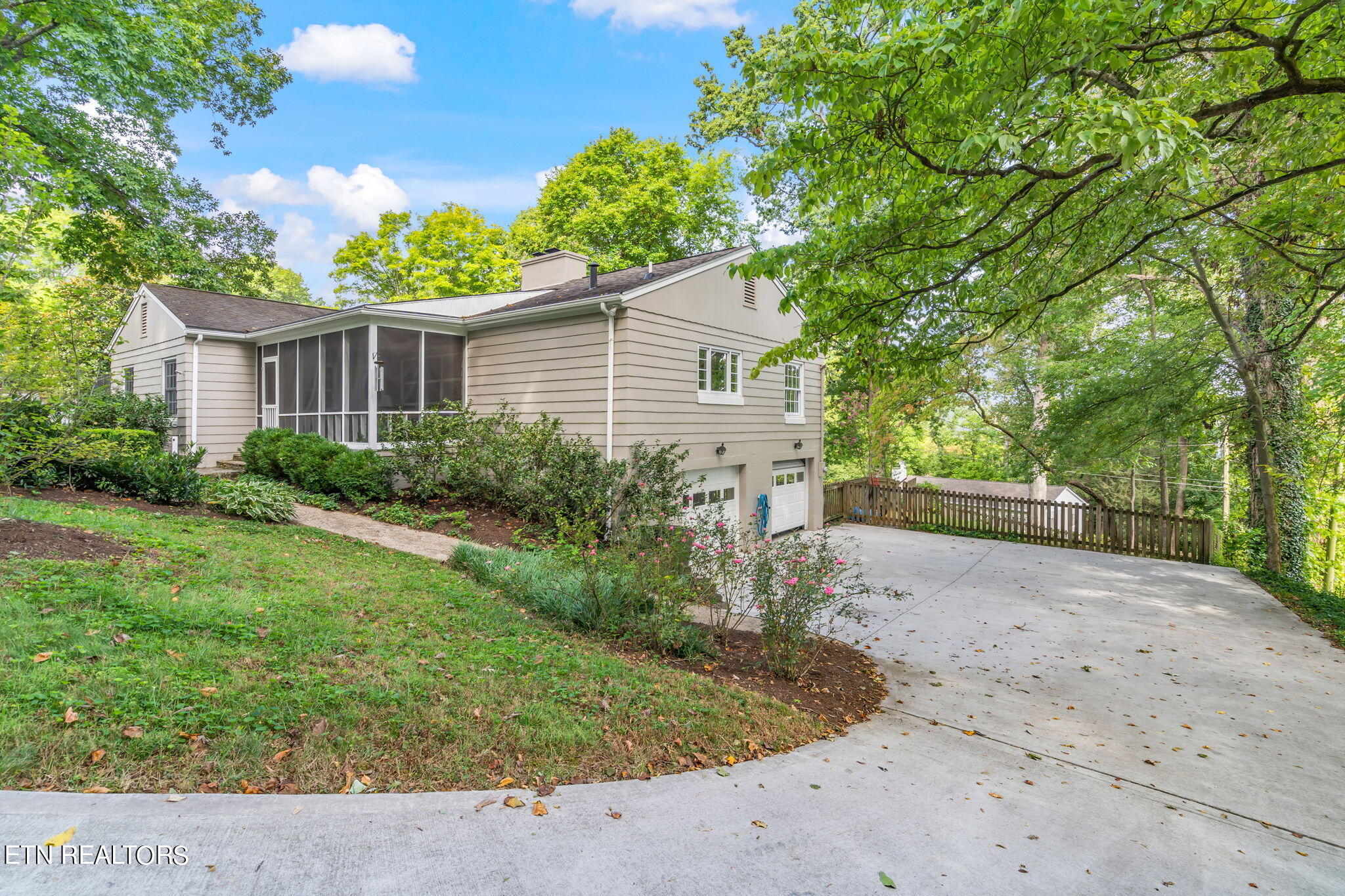 700 Hemlock Rd