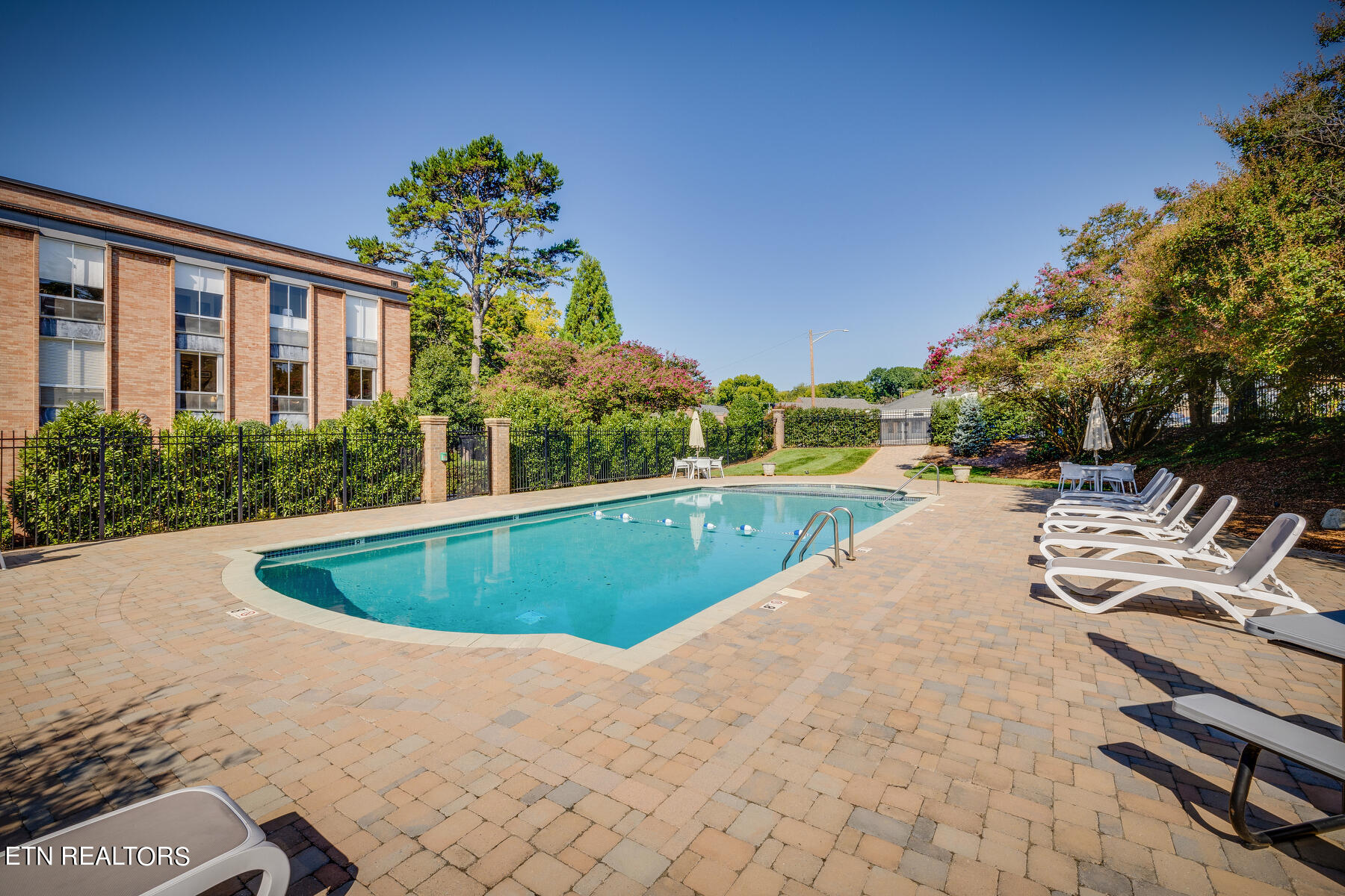 1400 Kenesaw Ave, 22F