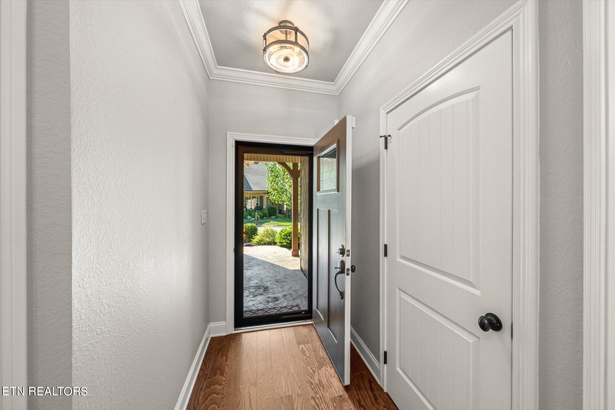 1616 Cottage Wood Way