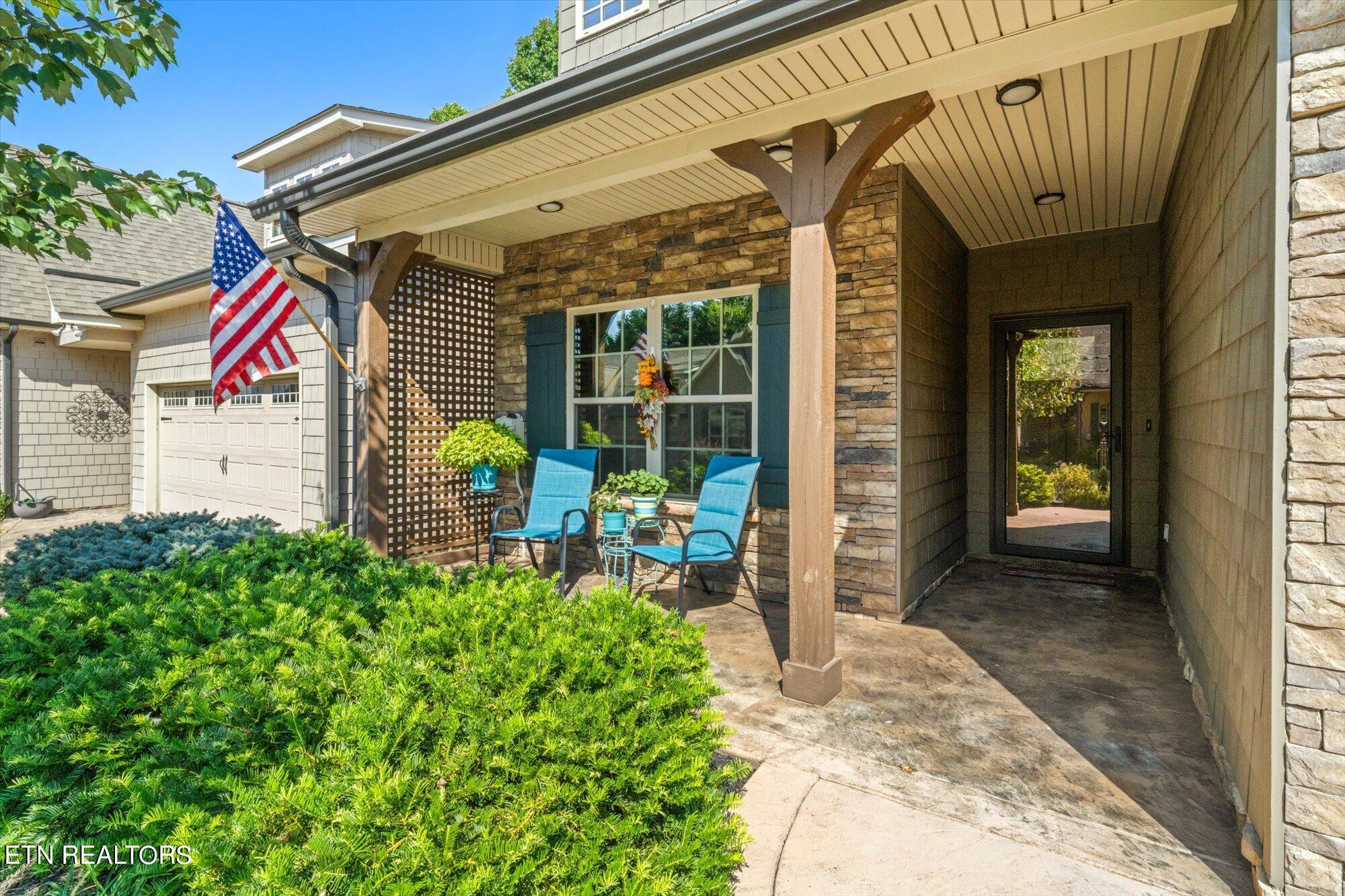 1616 Cottage Wood Way