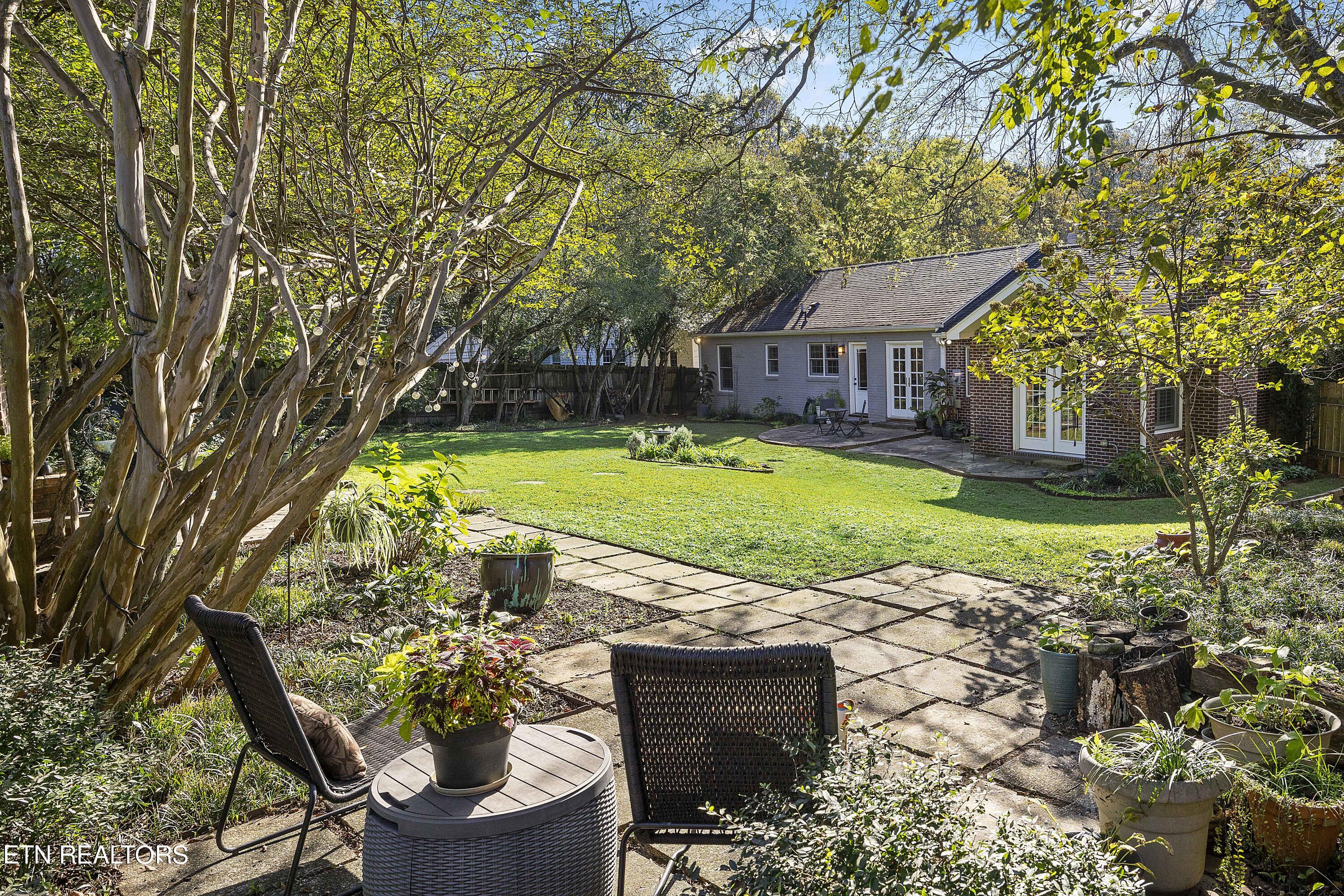 1537 Southgate Rd