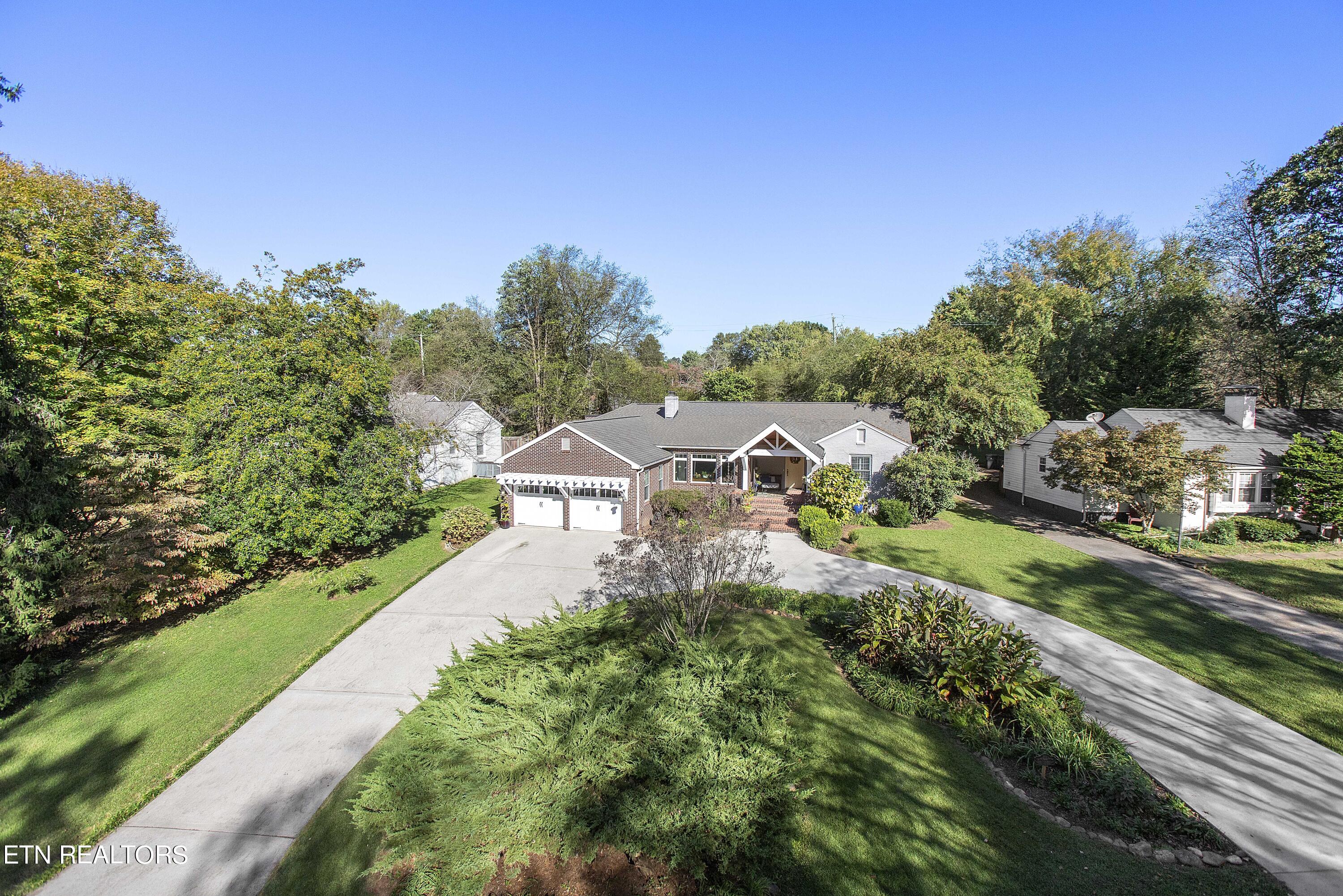 1537 Southgate Rd