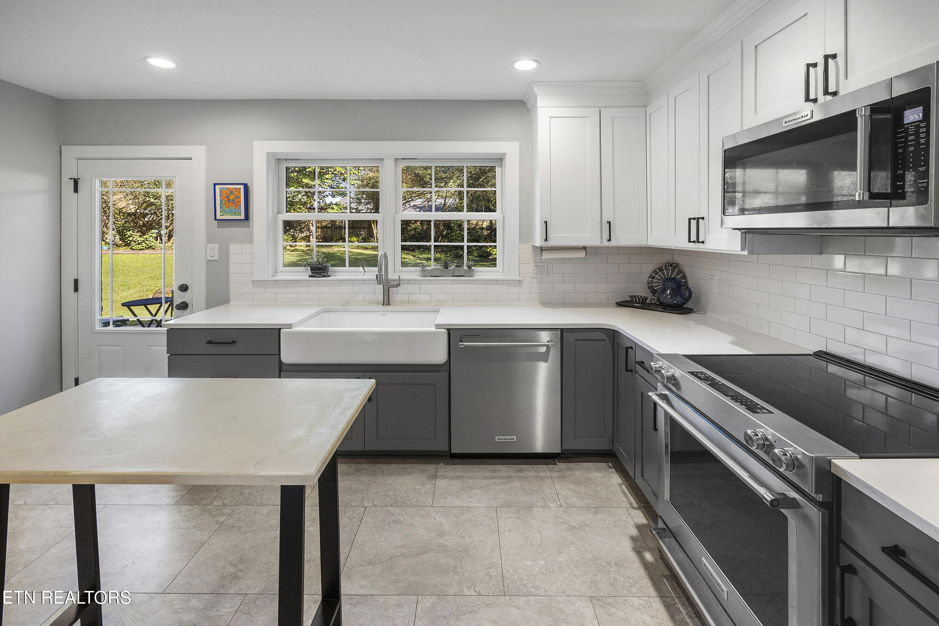 1537 Southgate Rd