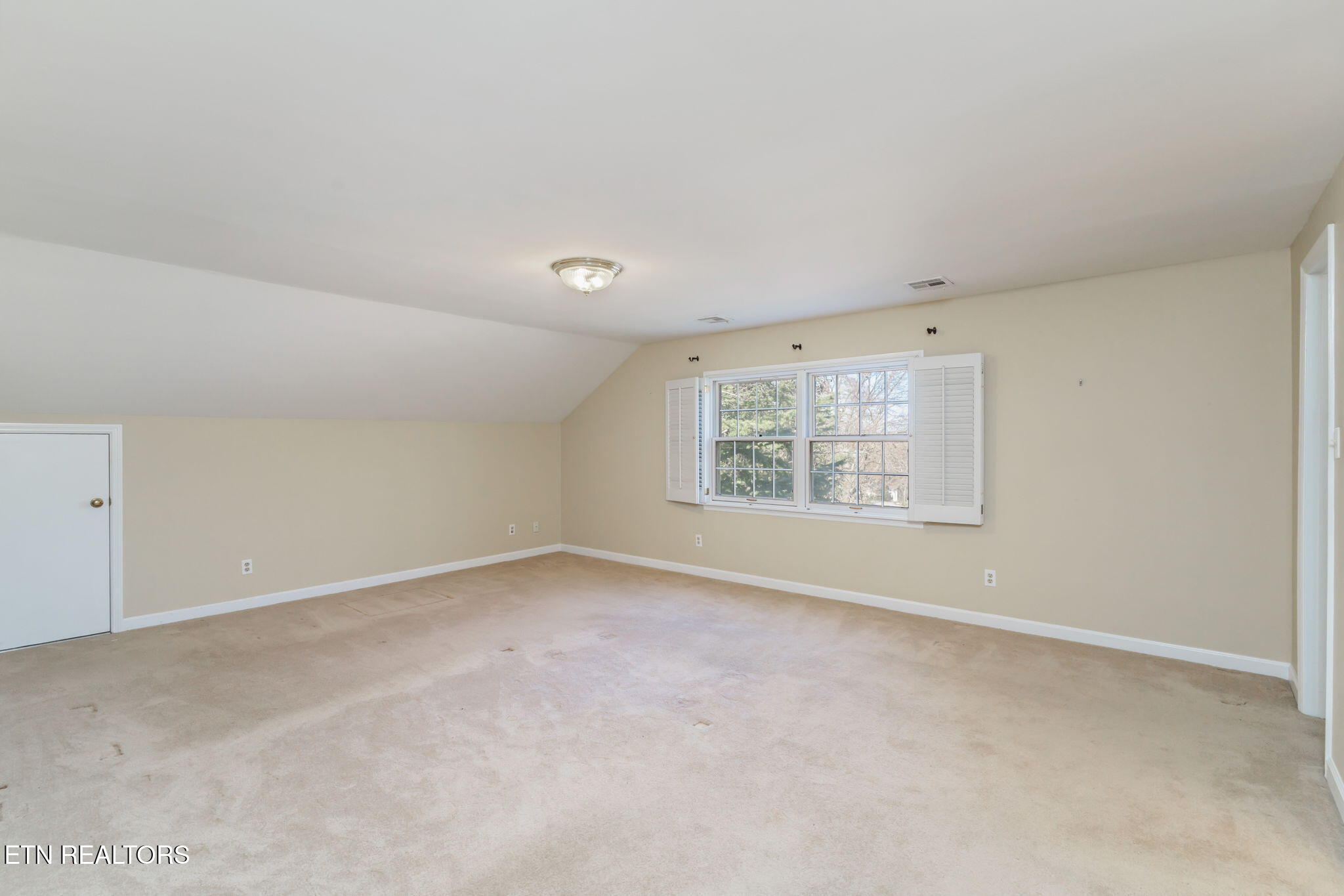 5324 Riverbriar Rd