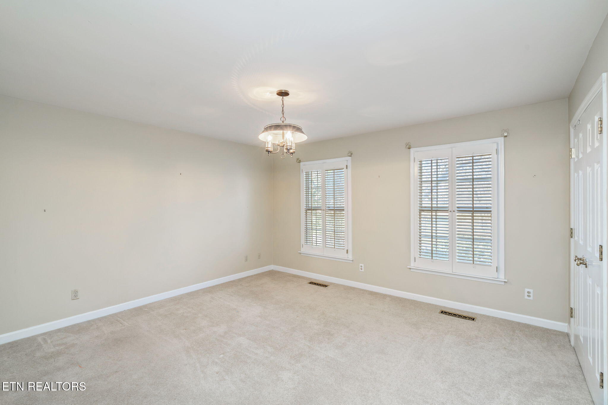 5324 Riverbriar Rd