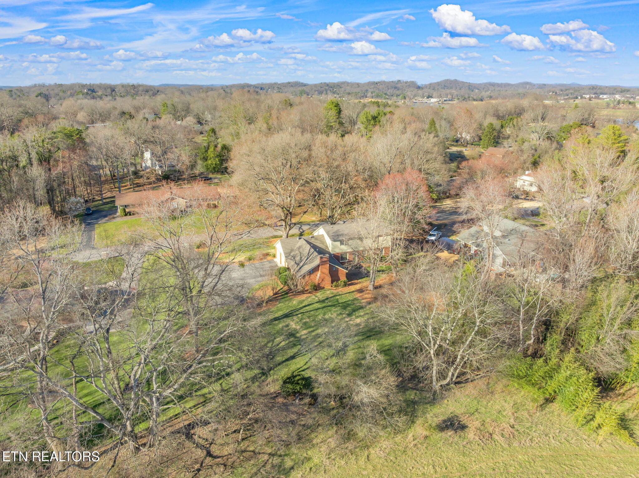 5324 Riverbriar Rd