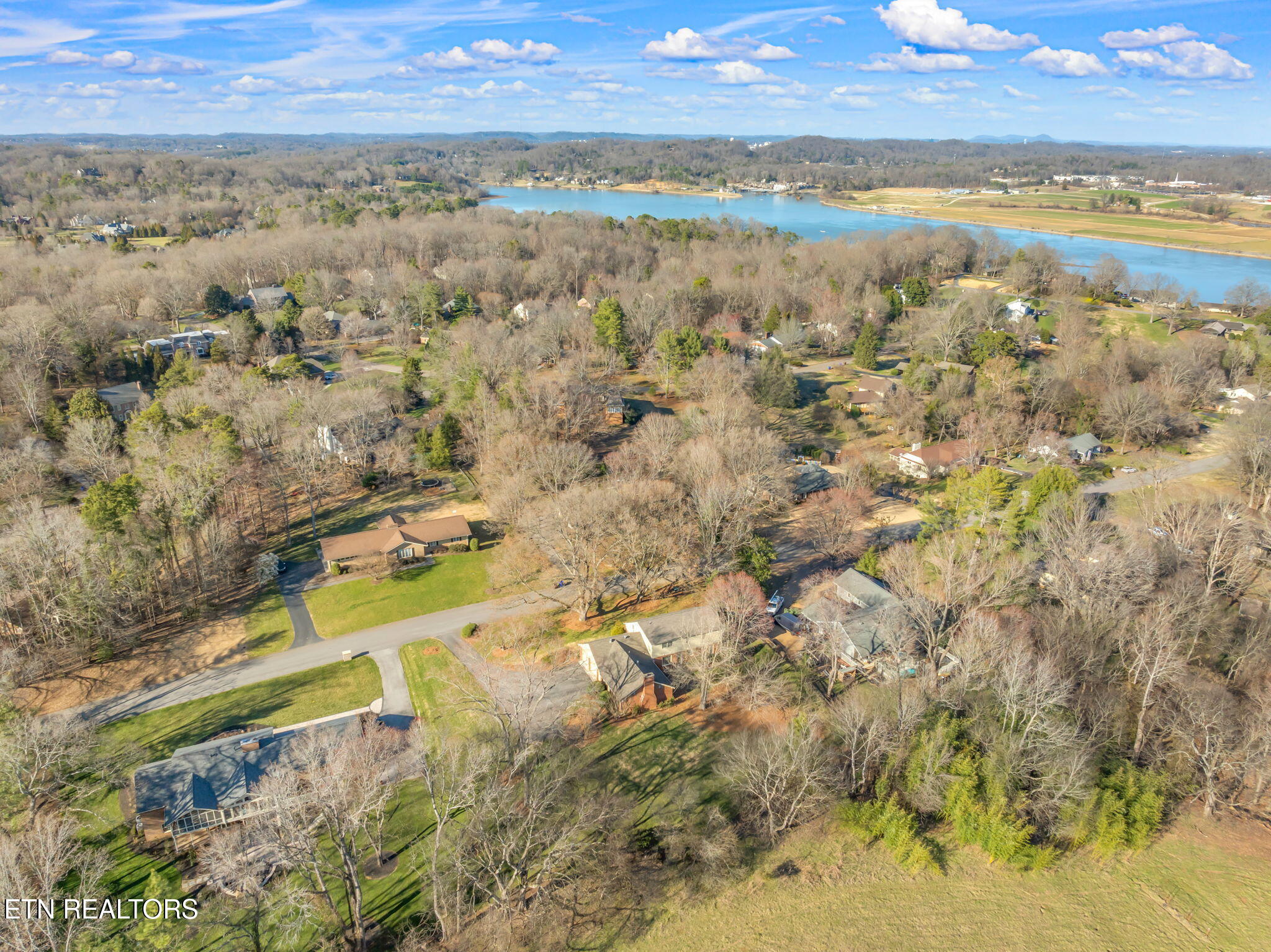 5324 Riverbriar Rd
