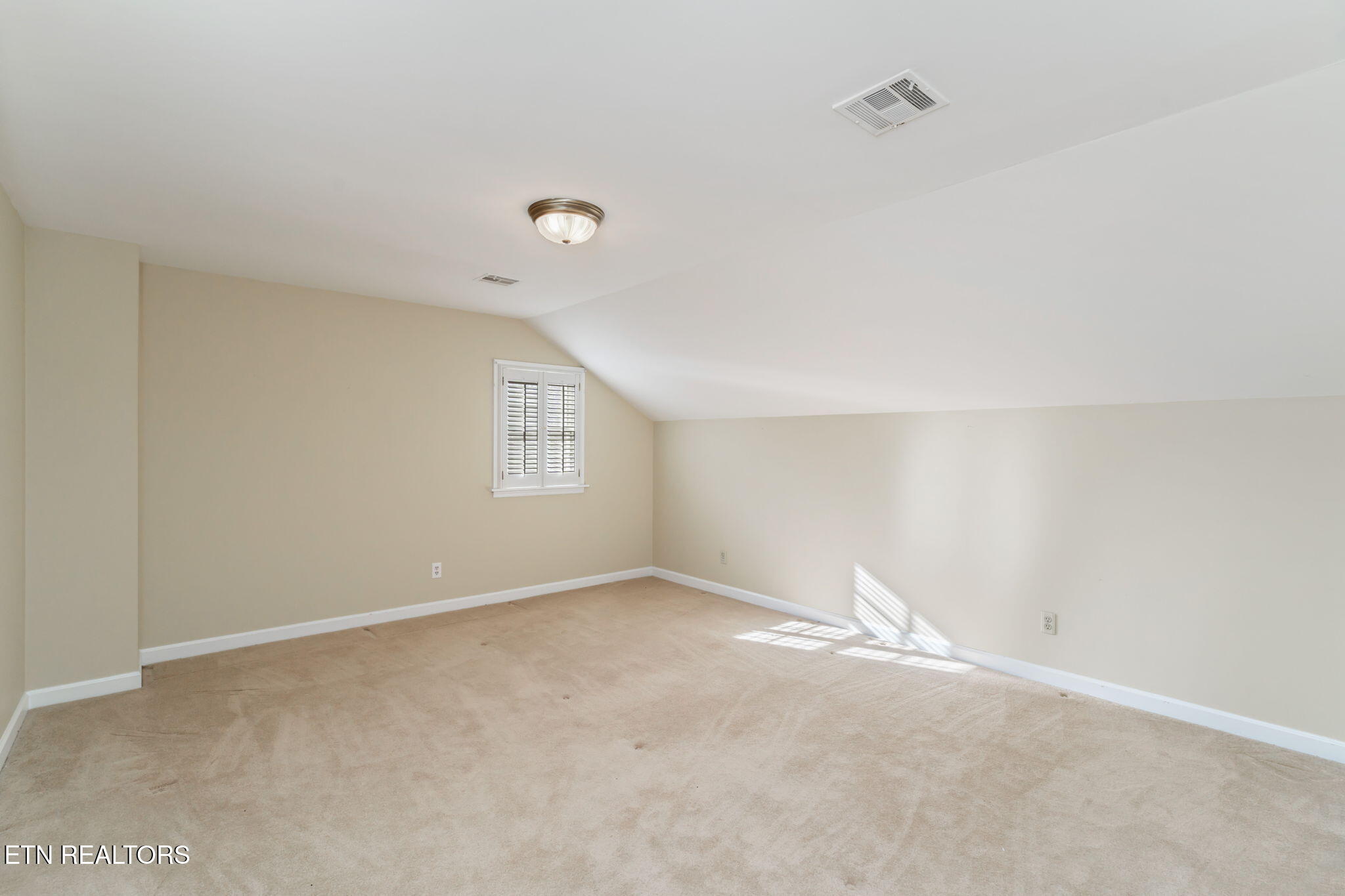 5324 Riverbriar Rd