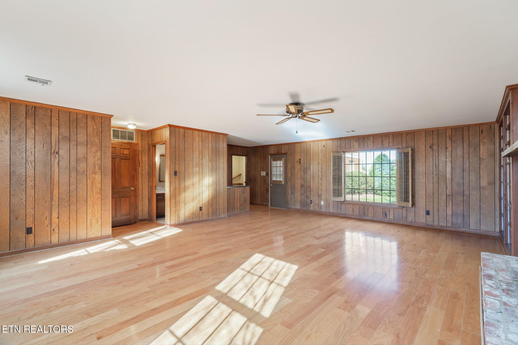 5324 Riverbriar Rd