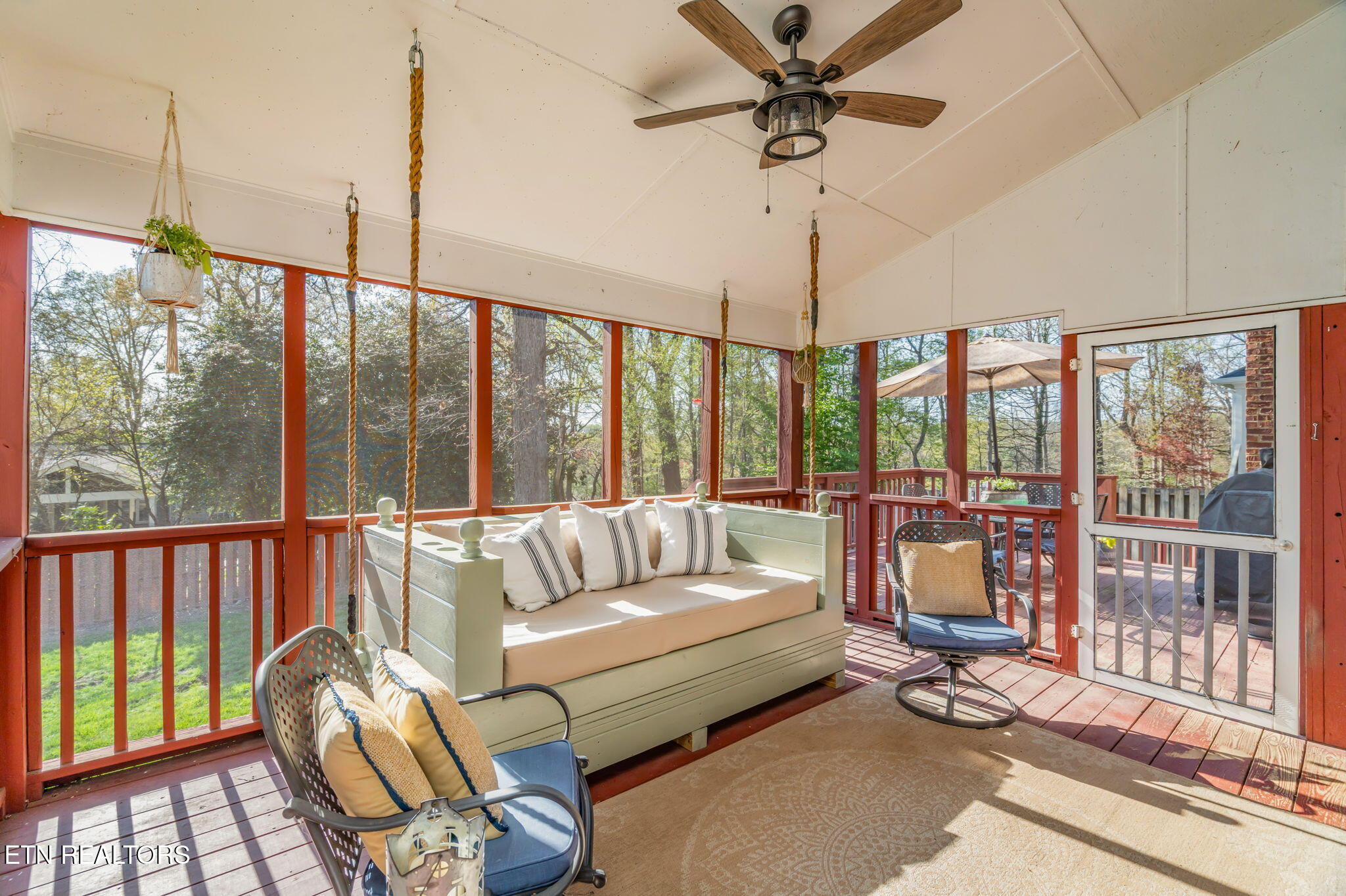917 Vista Oaks Lane
