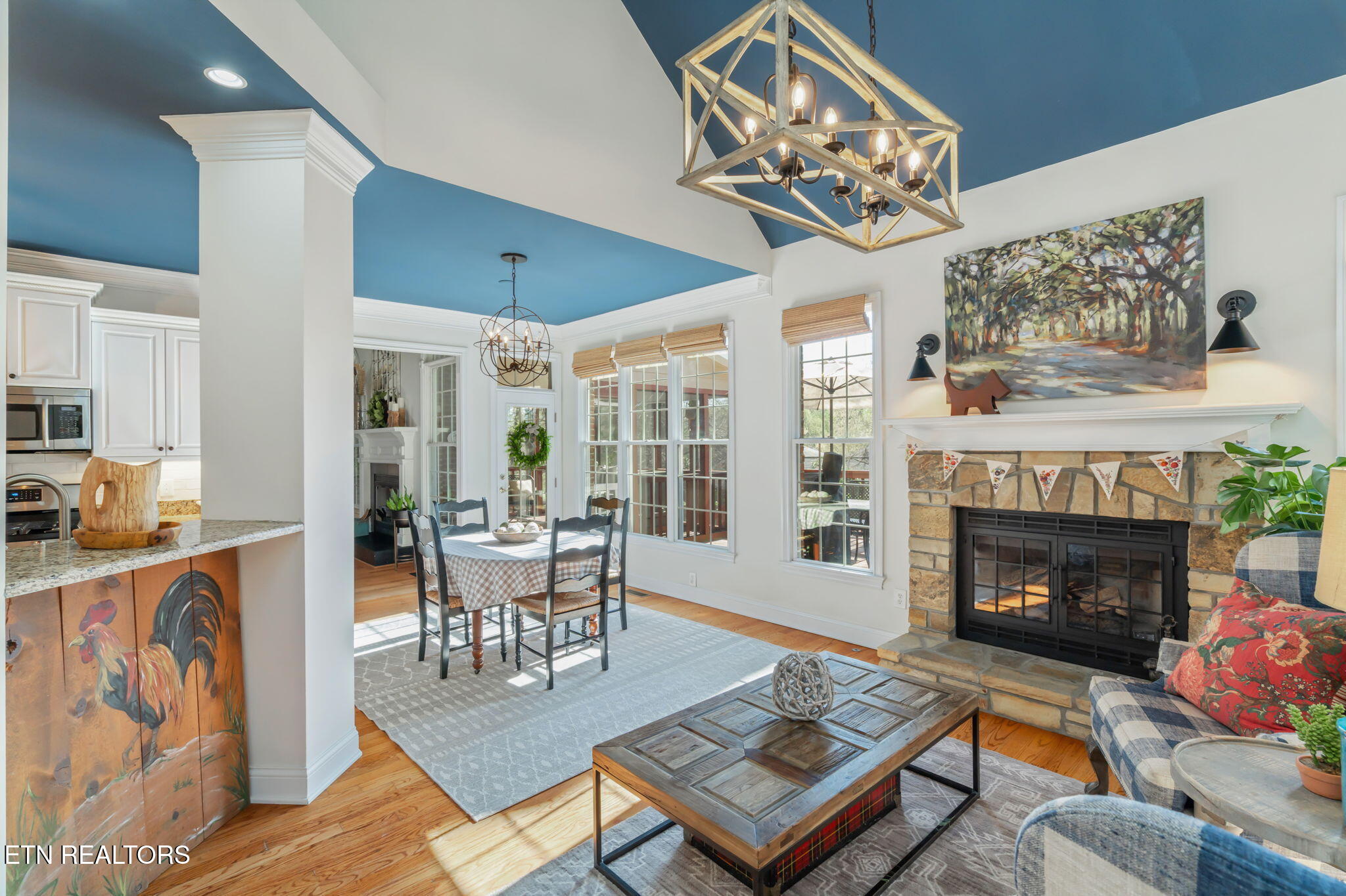 917 Vista Oaks Lane
