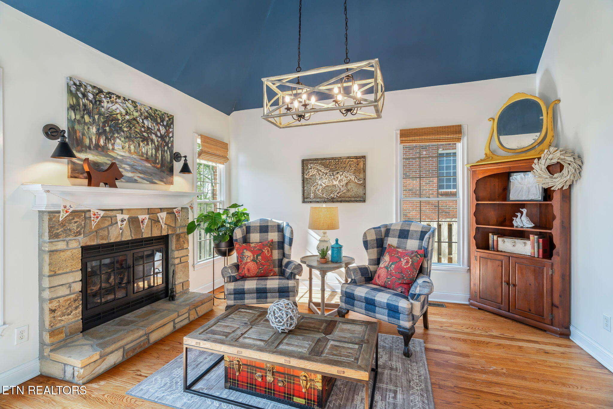 917 Vista Oaks Lane
