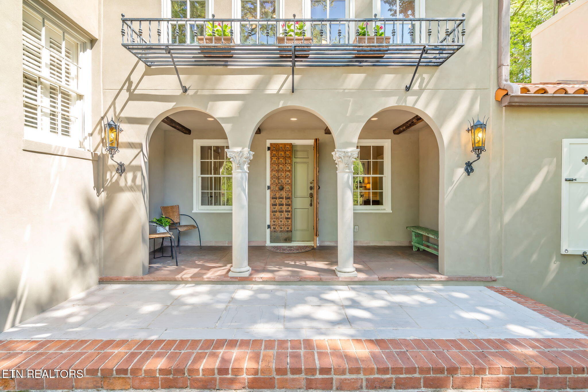 3567 SW Talahi Drive