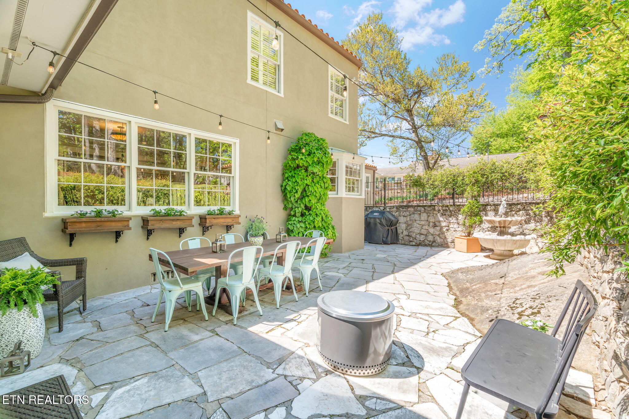 3567 SW Talahi Drive