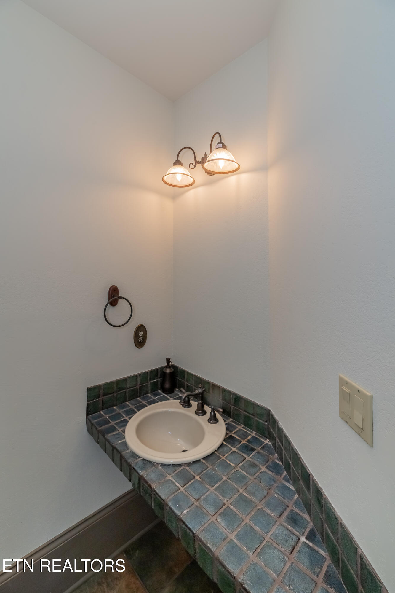 1052 Craigland Court