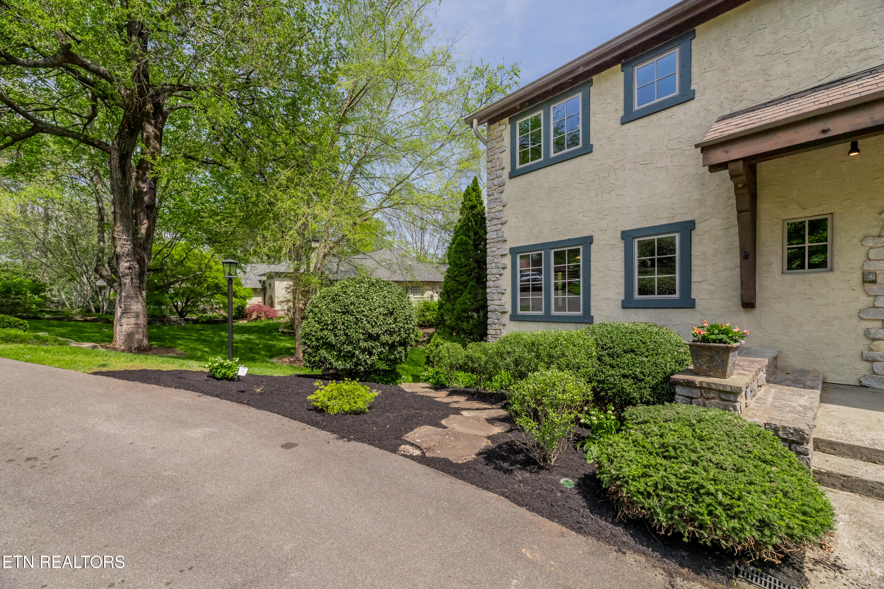 1052 Craigland Court