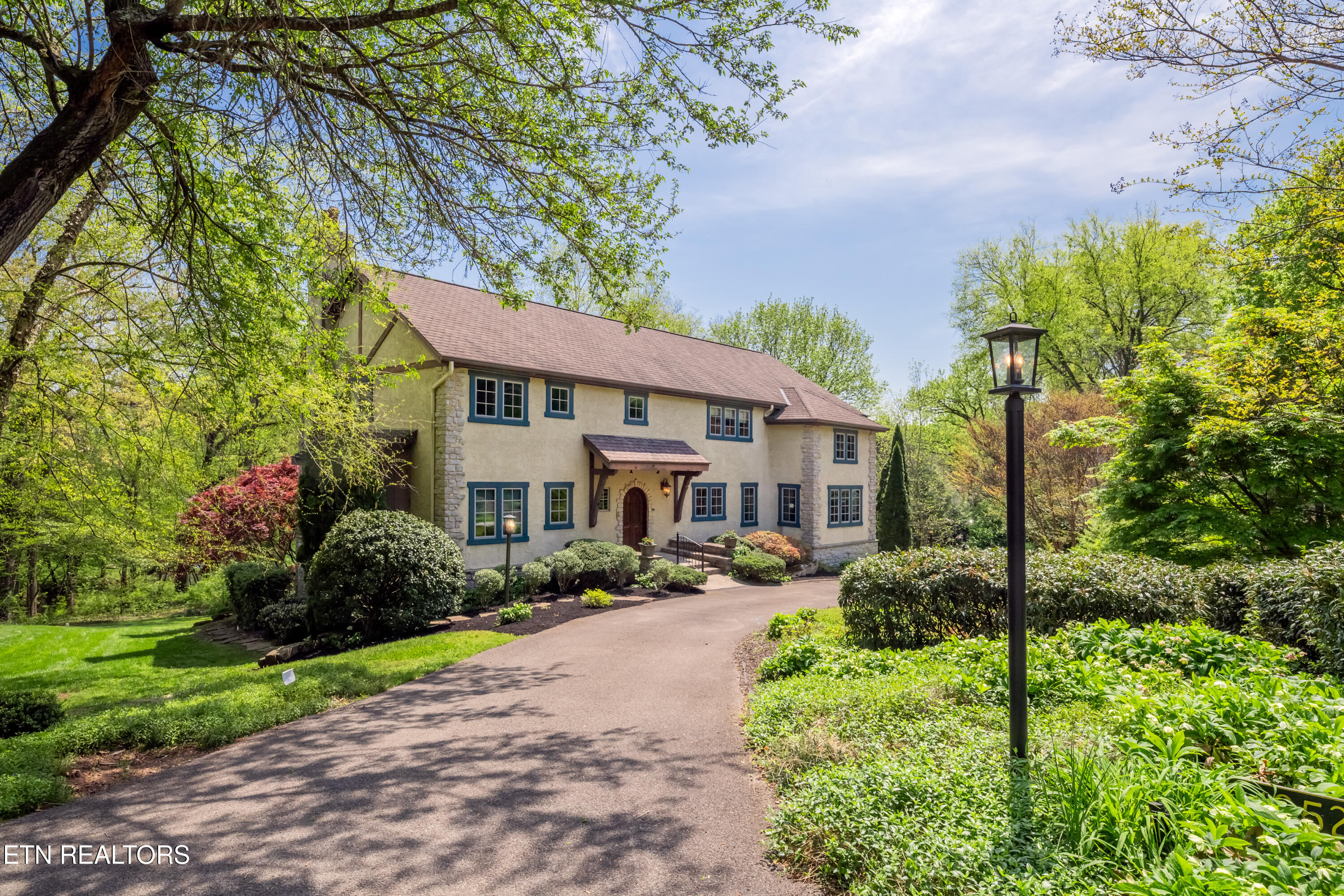 1052 Craigland Court