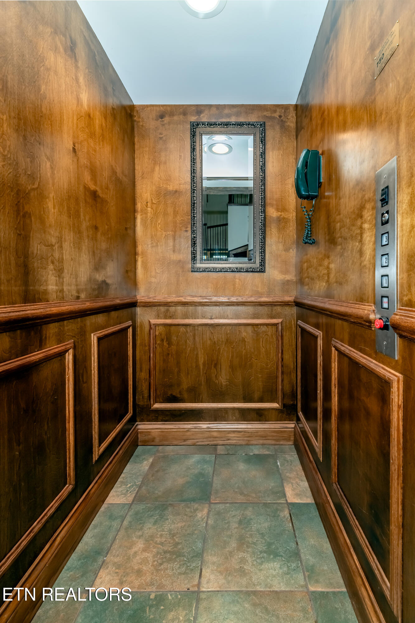 1052 Craigland Court