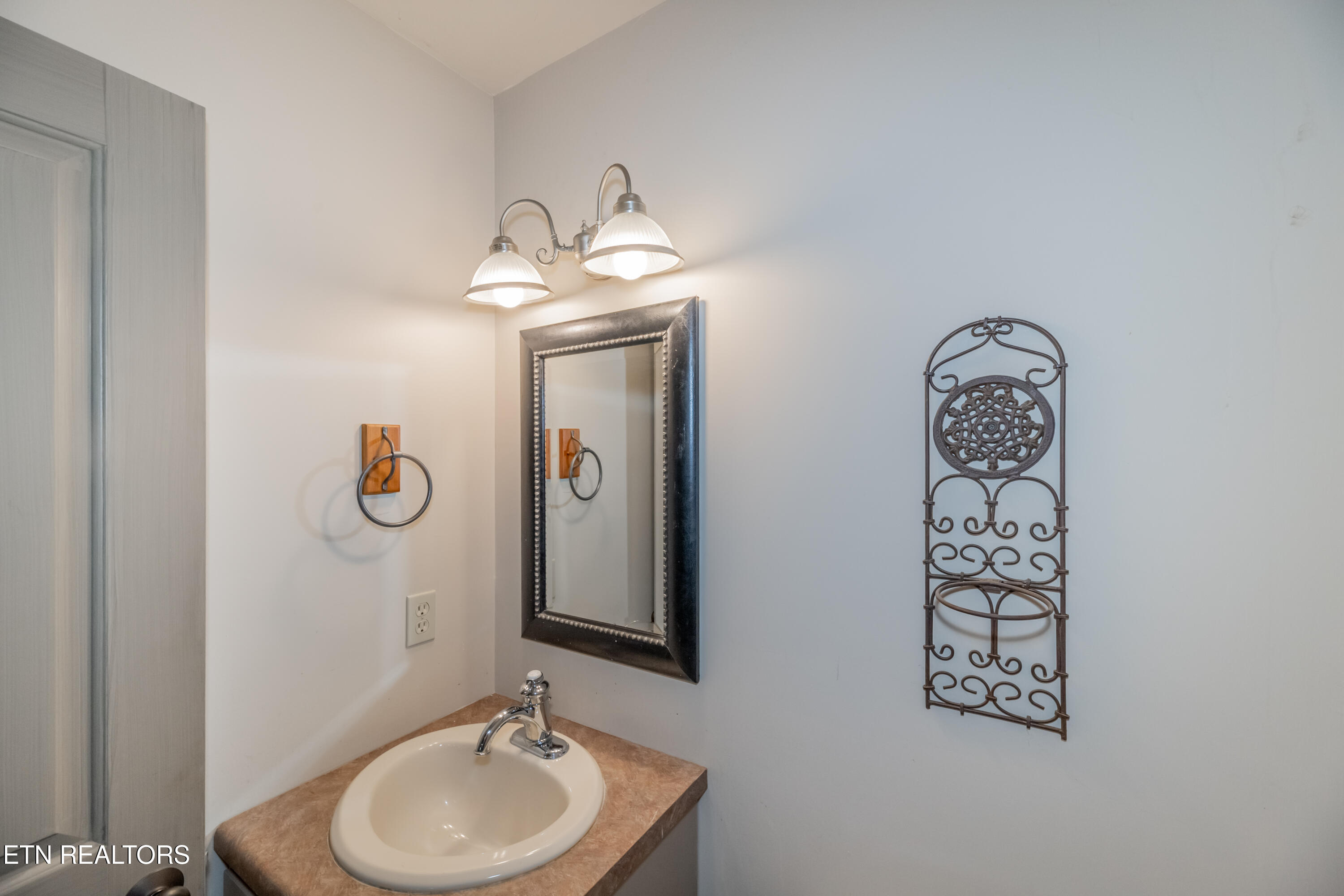 1052 Craigland Court