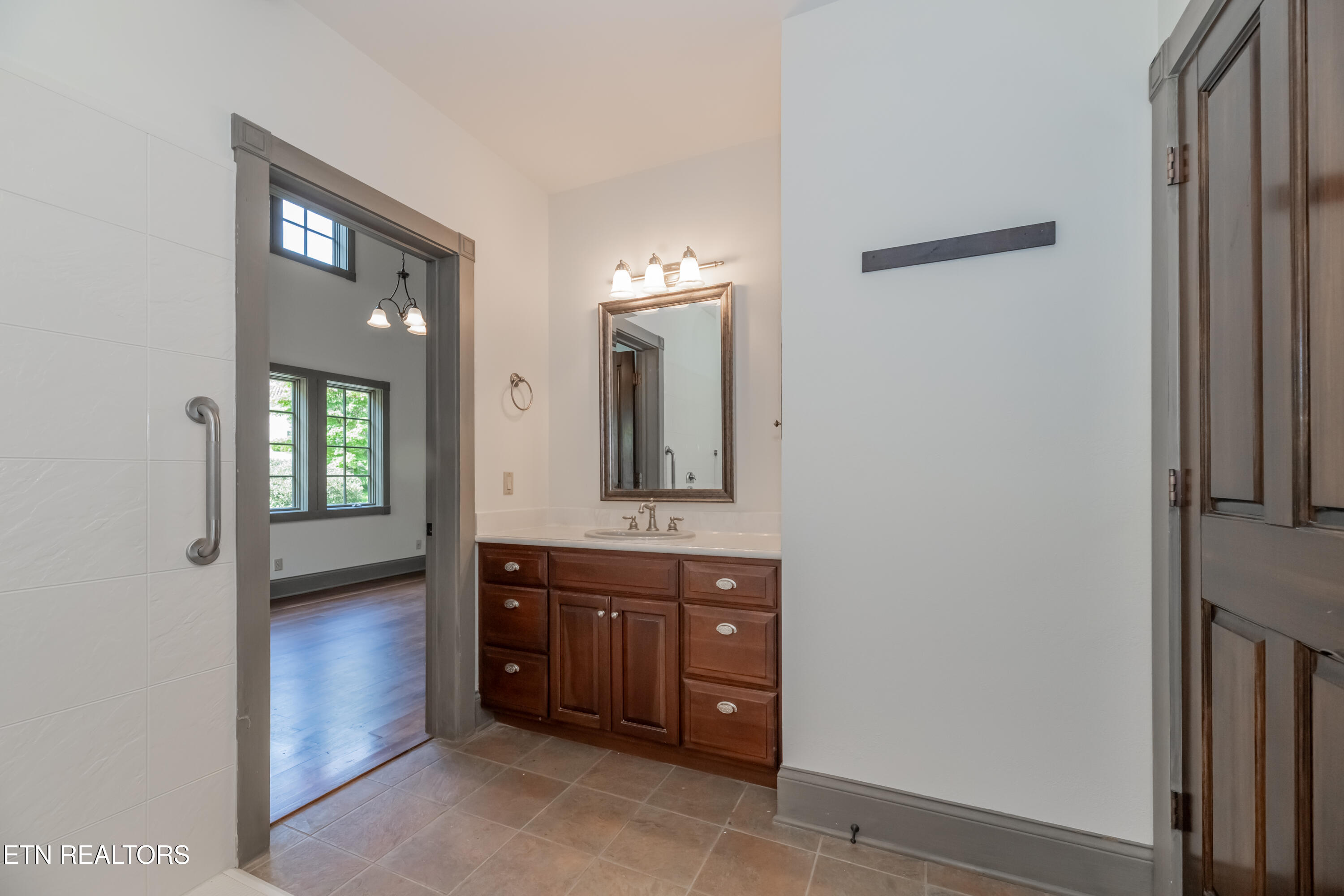 1052 Craigland Court